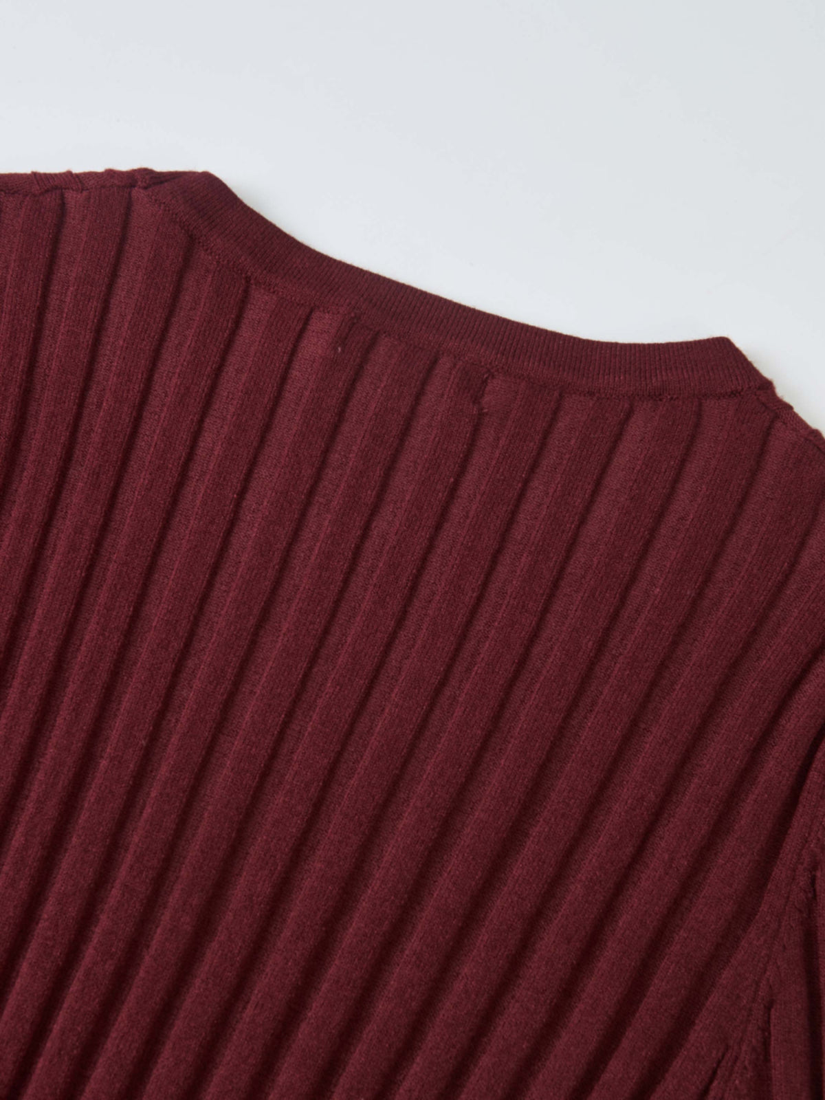 Ribbed Crew Neck Sweater - Burgundy