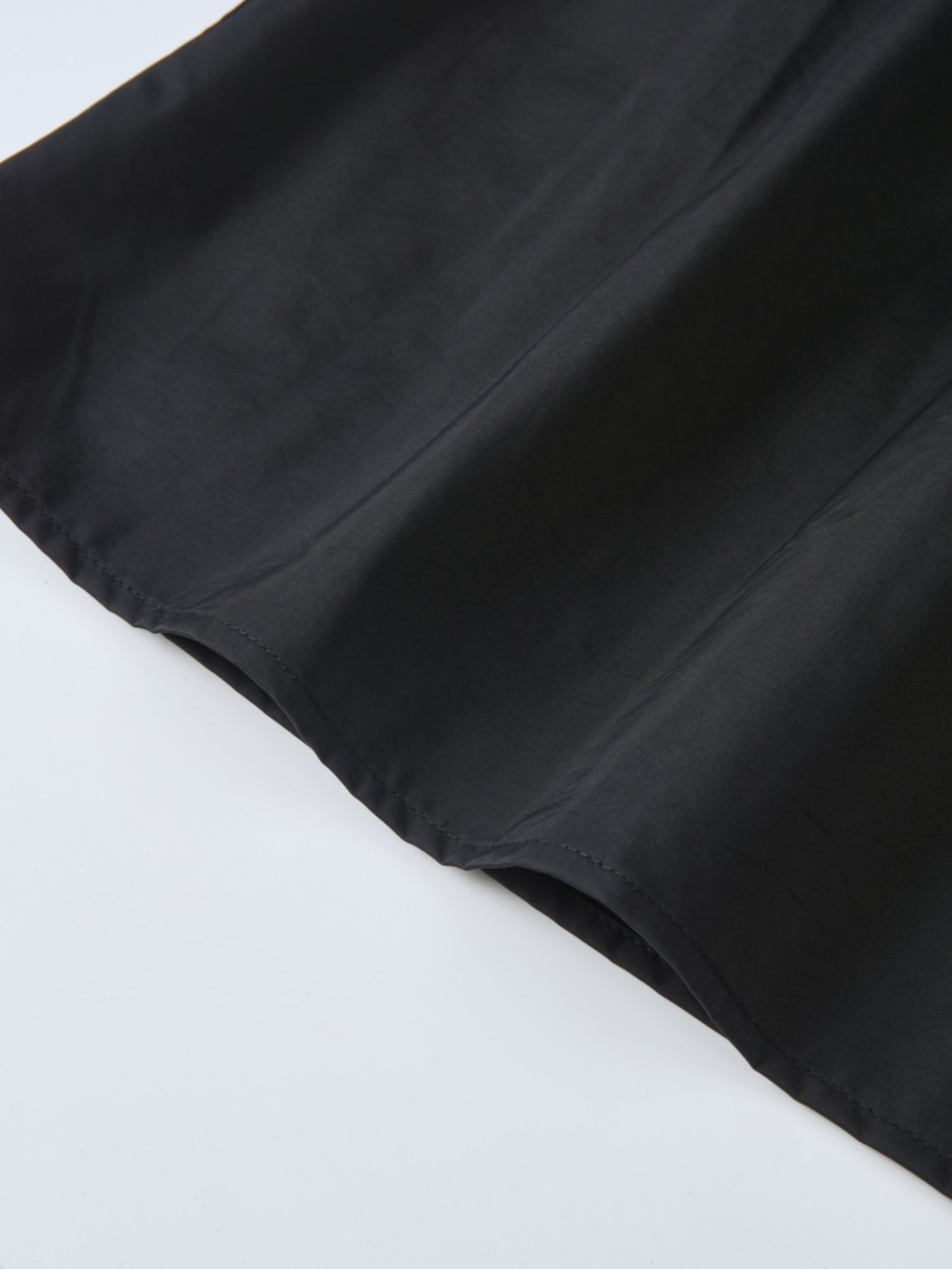 Elastic Waist Taffeta Skirt - Black