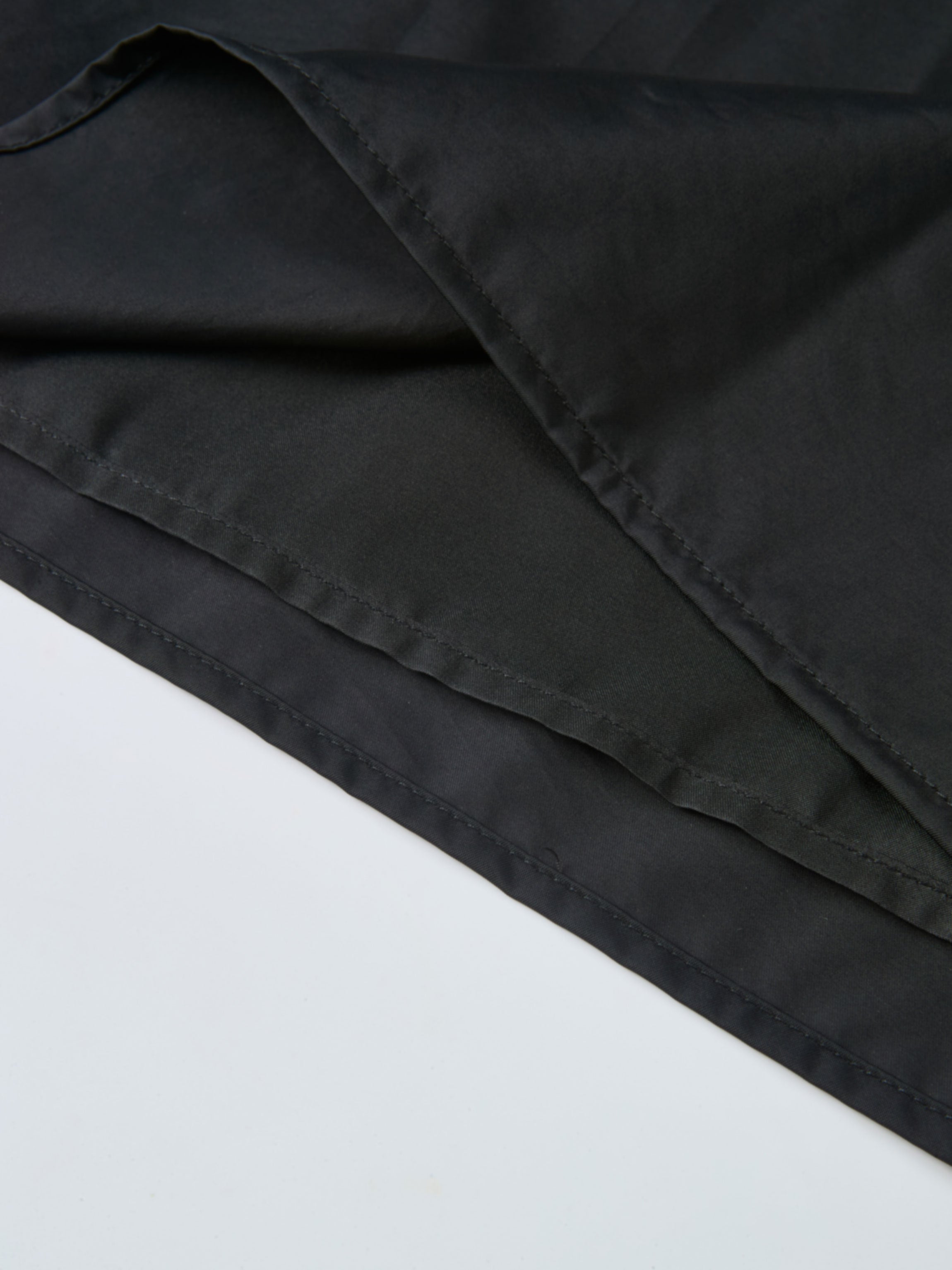 Elastic Waist Taffeta Skirt - Black