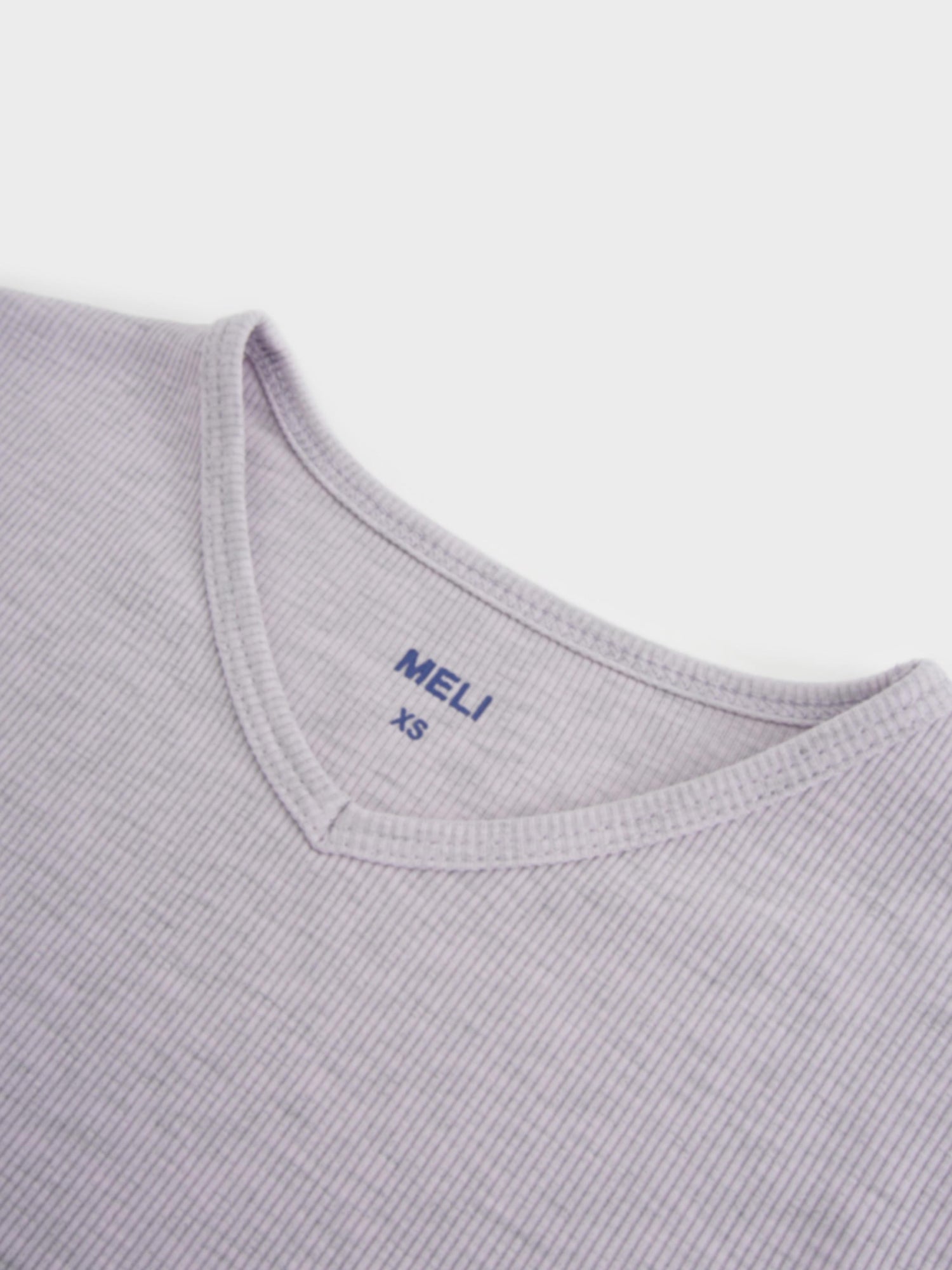 Soft Ribbed High V Tee-Heathered Lavender