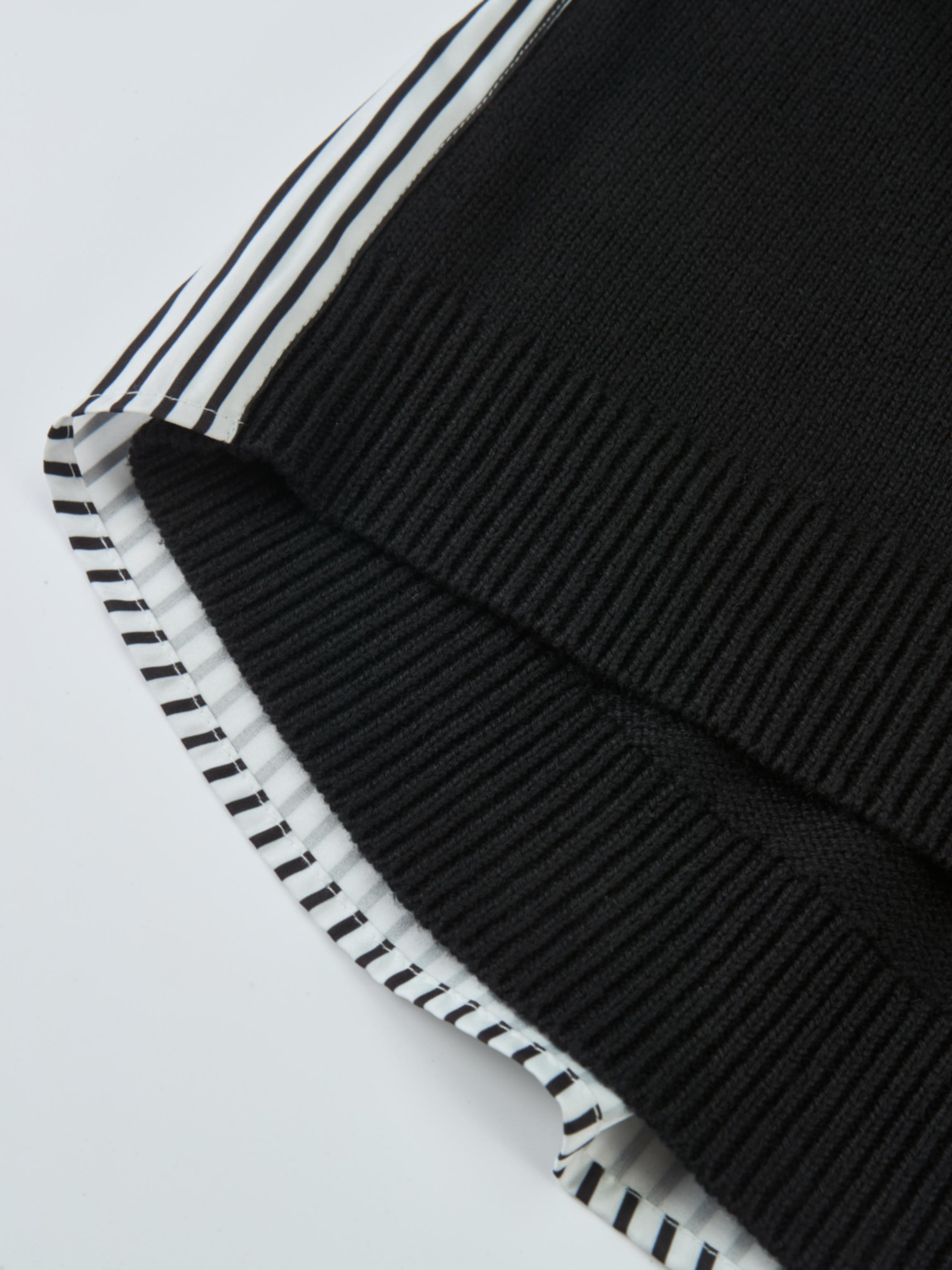Shirt Back Sweater - Black/White