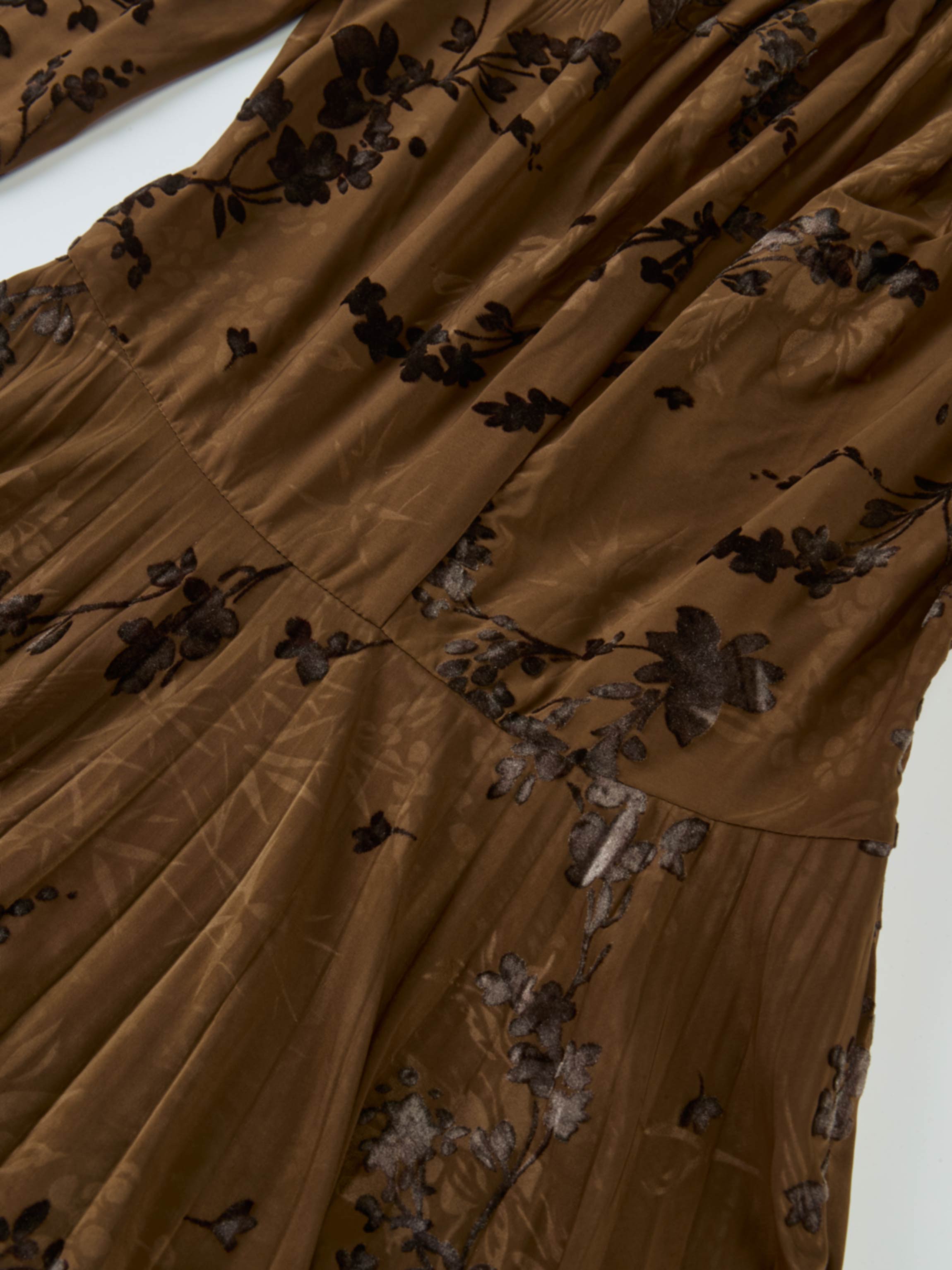 Front Knot Pleated Maxi Dress - Bronze/Black Floral