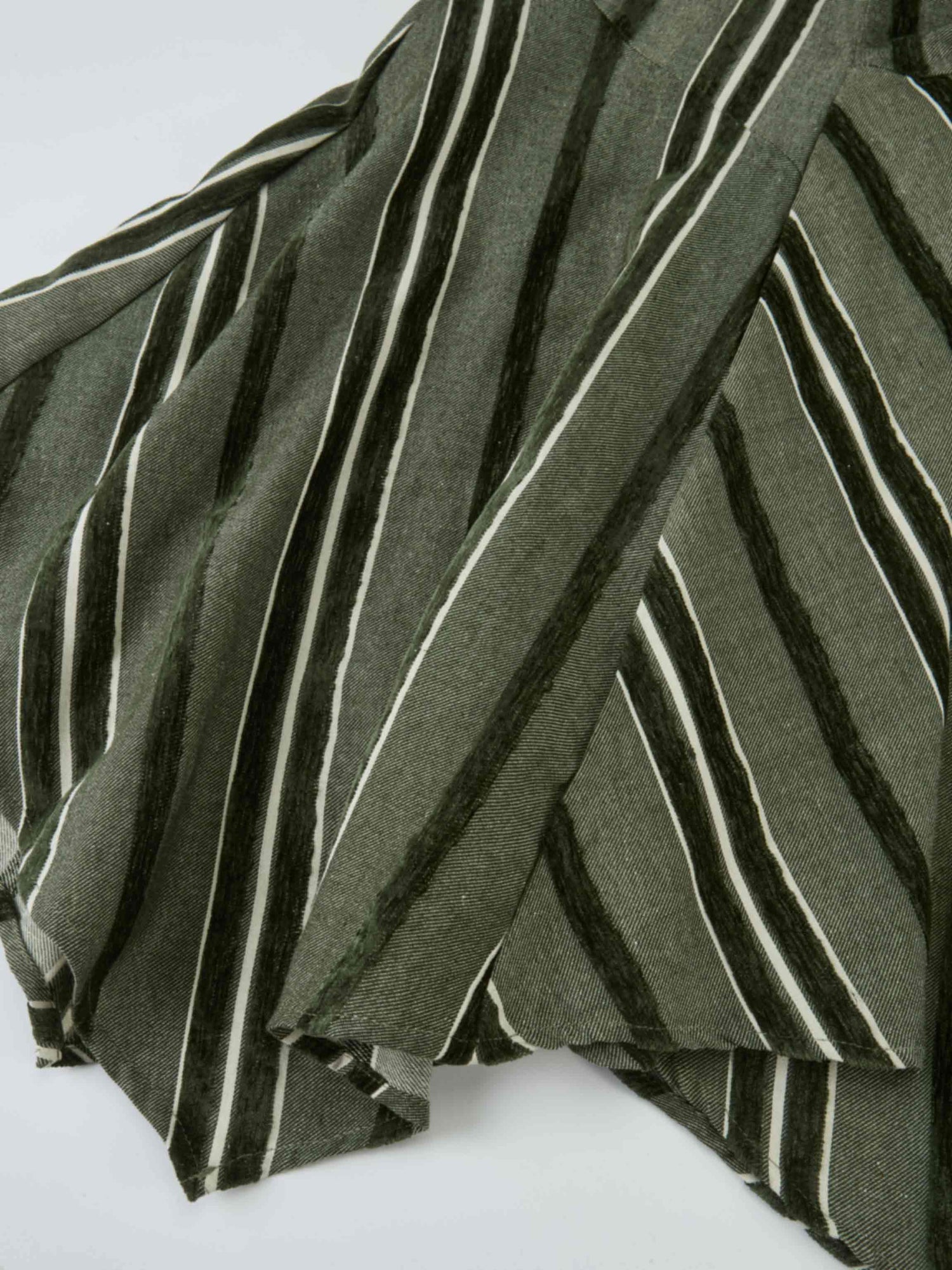 Mixed Stripe Trumpet Skirt - Green