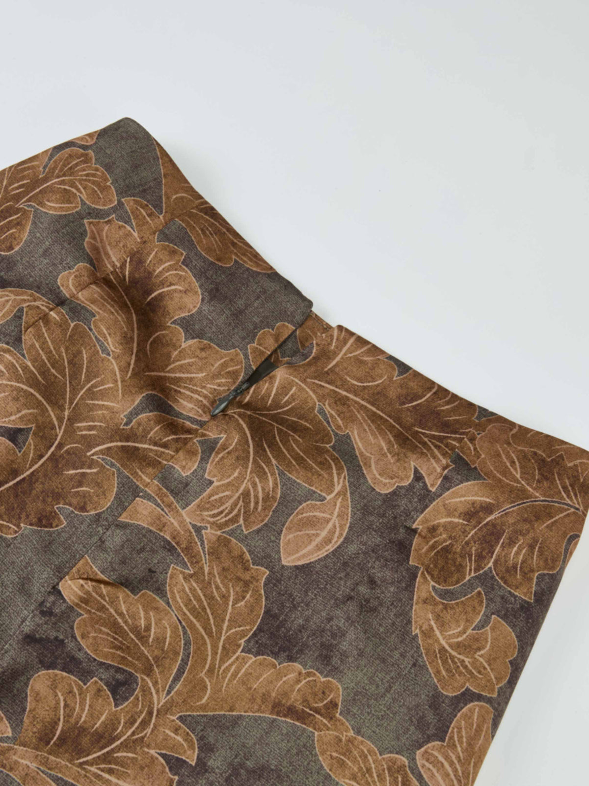 Front Buckle Skirt - Gold Floral