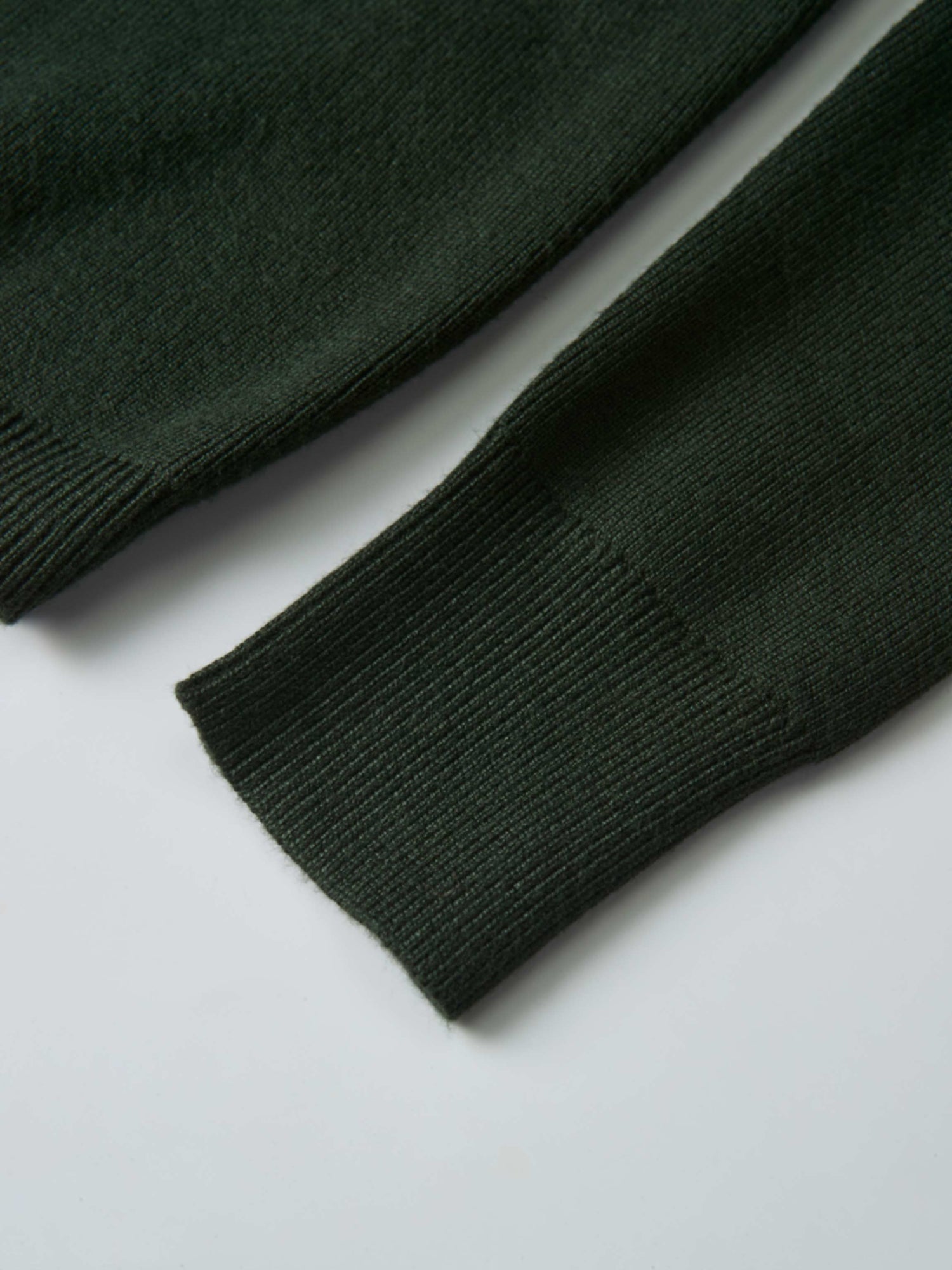 Basic Crew Knit Cardigan 20"- Green