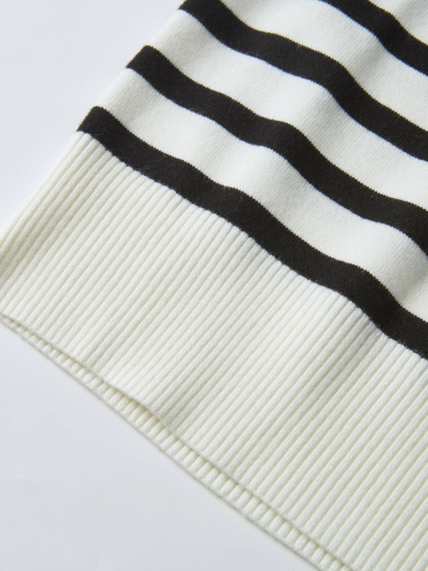 Nautical Stripe Sweater - White/Black