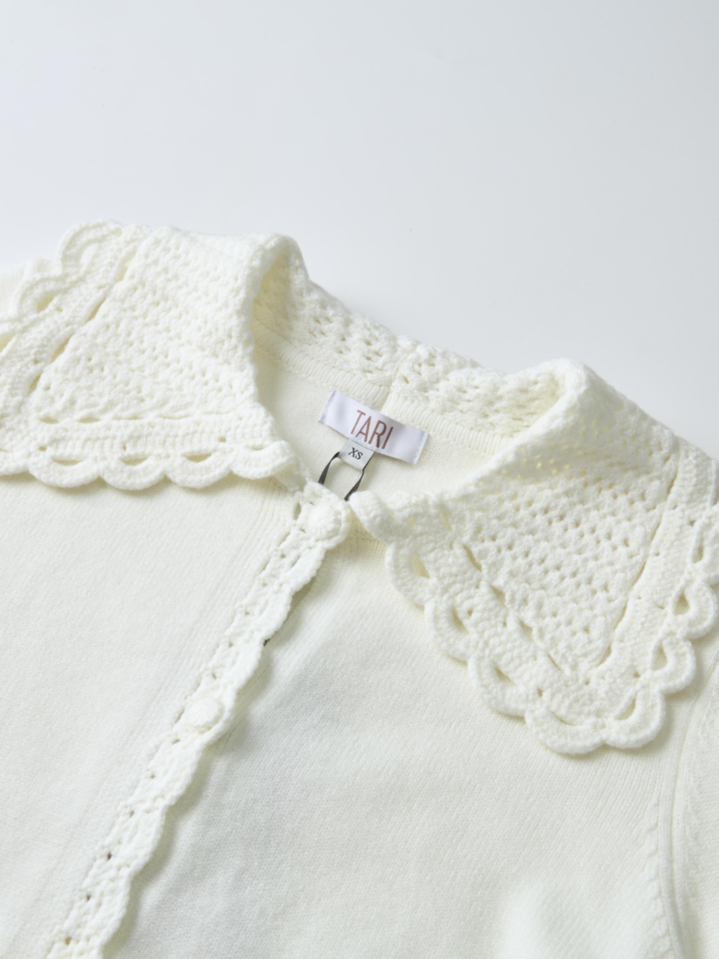 Scalloped Crochet Collar Cardigan - Cream