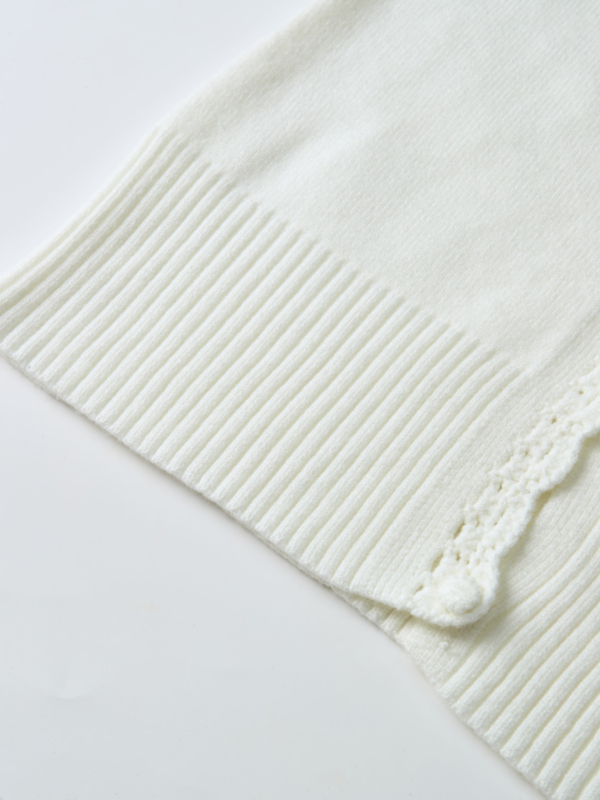 Scalloped Crochet Collar Cardigan - Cream