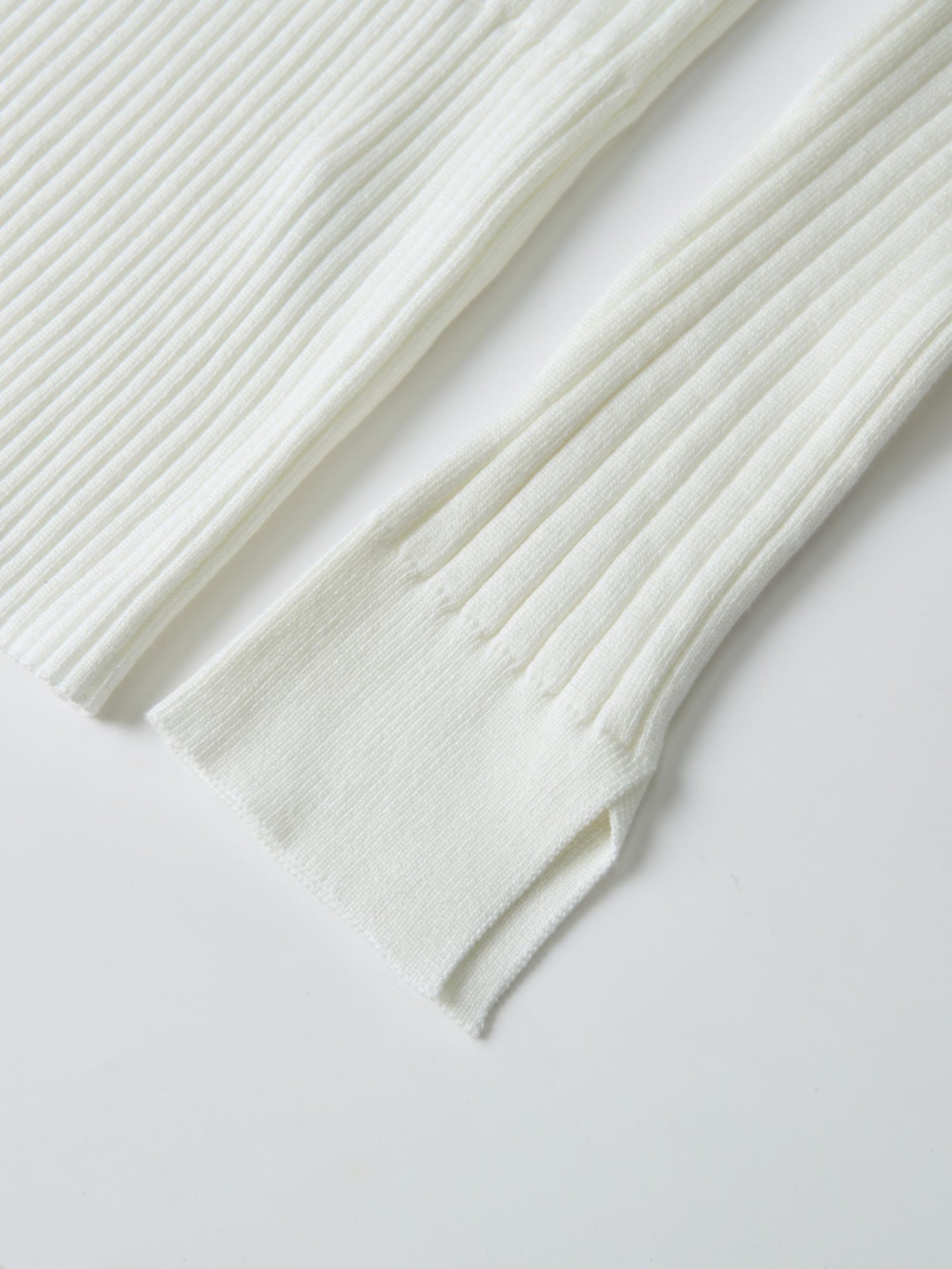 Soft Thin Ribbed Banded Sweater - Cream