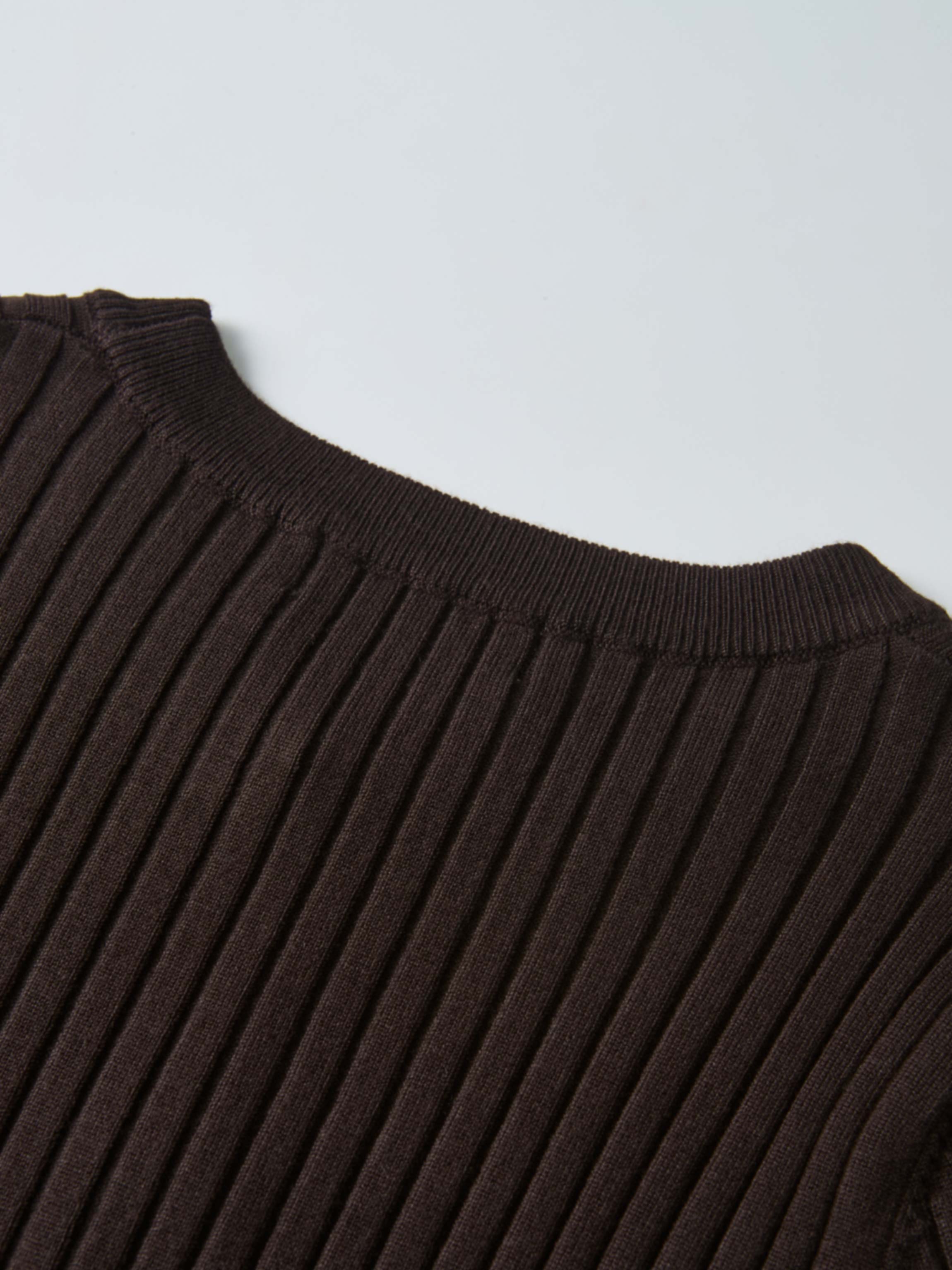 Soft Thin Ribbed Banded Sweater - Brown