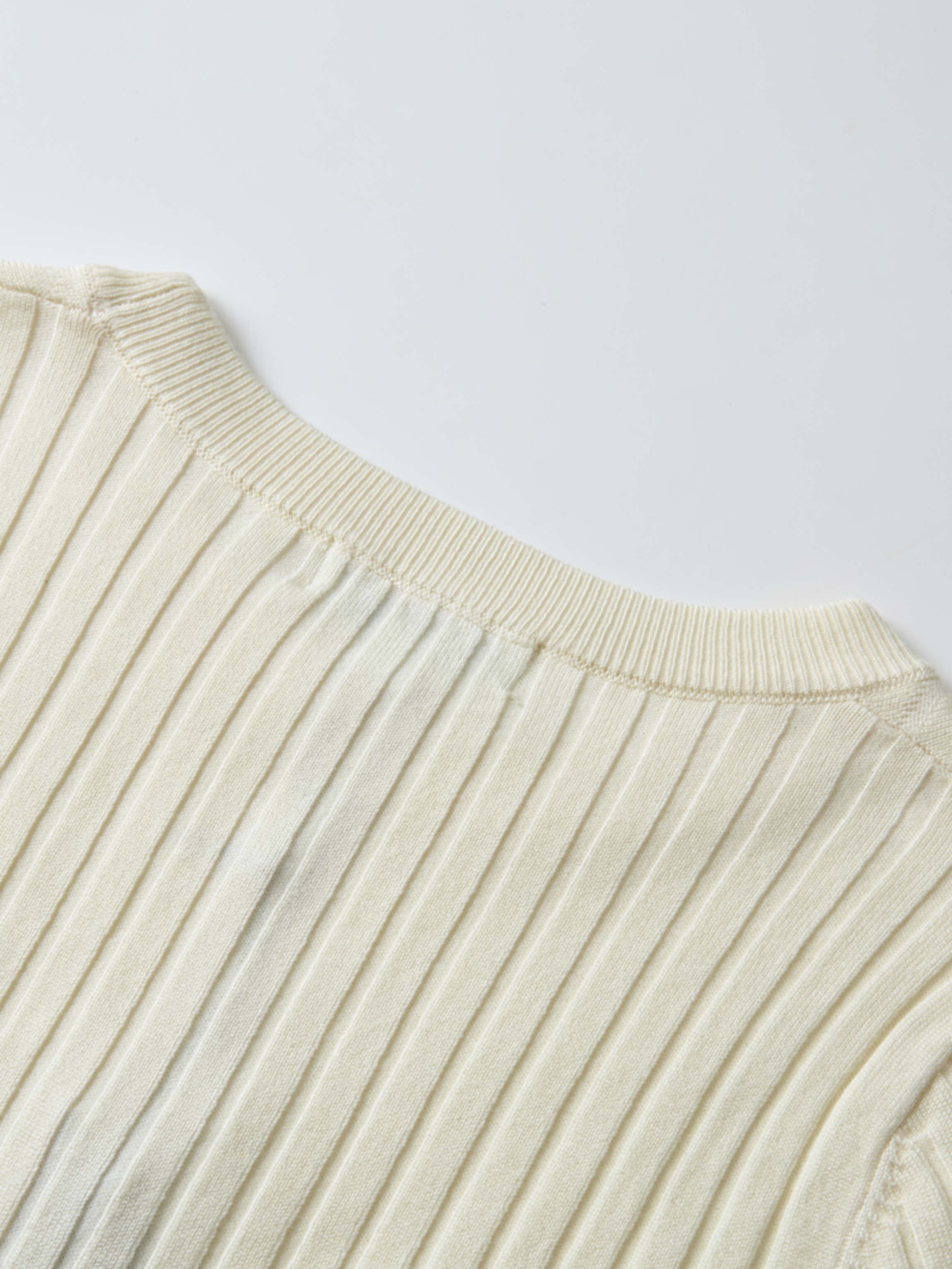 V Ribbed Sweater - Cream