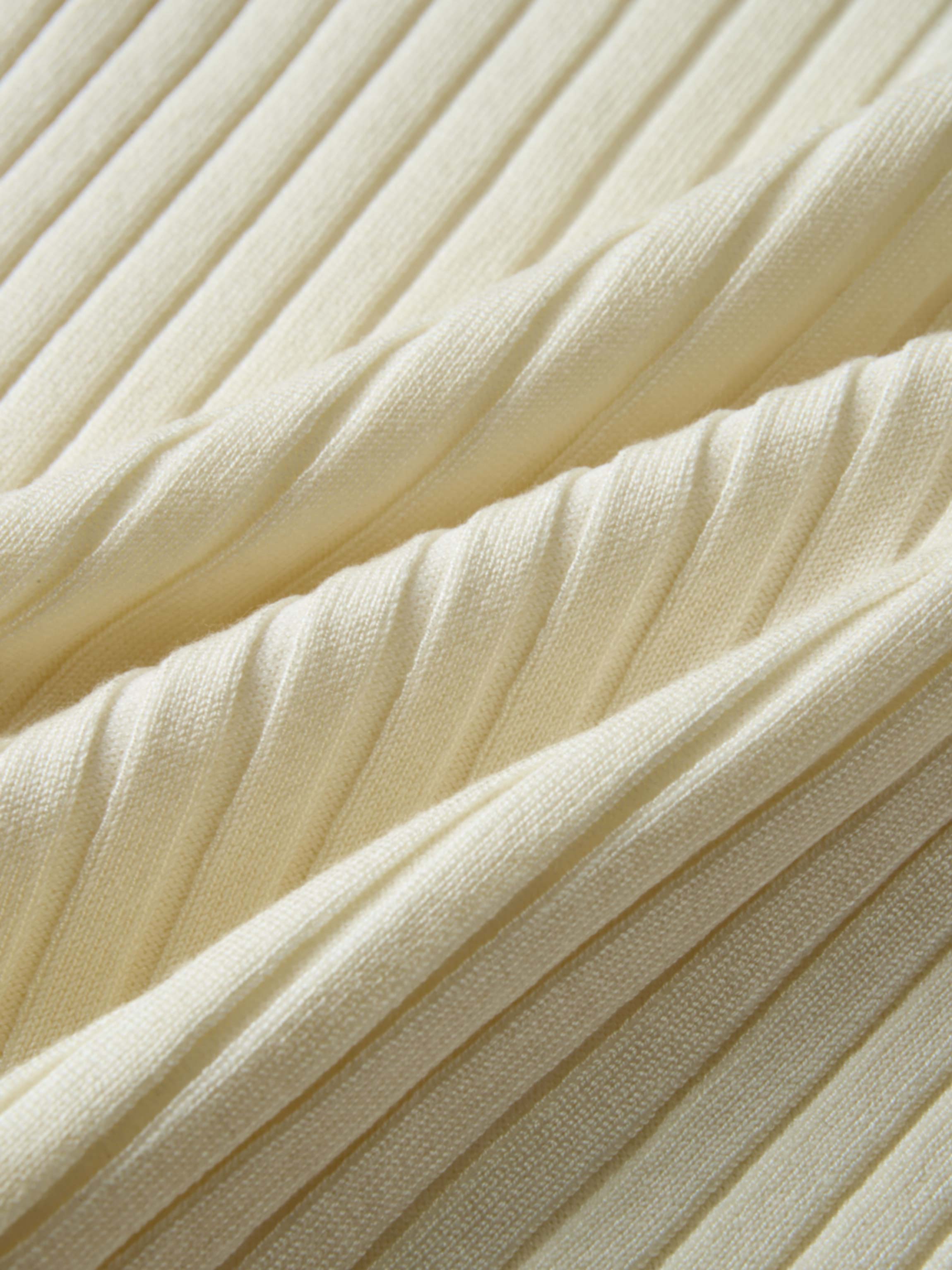 V Ribbed Sweater - Cream