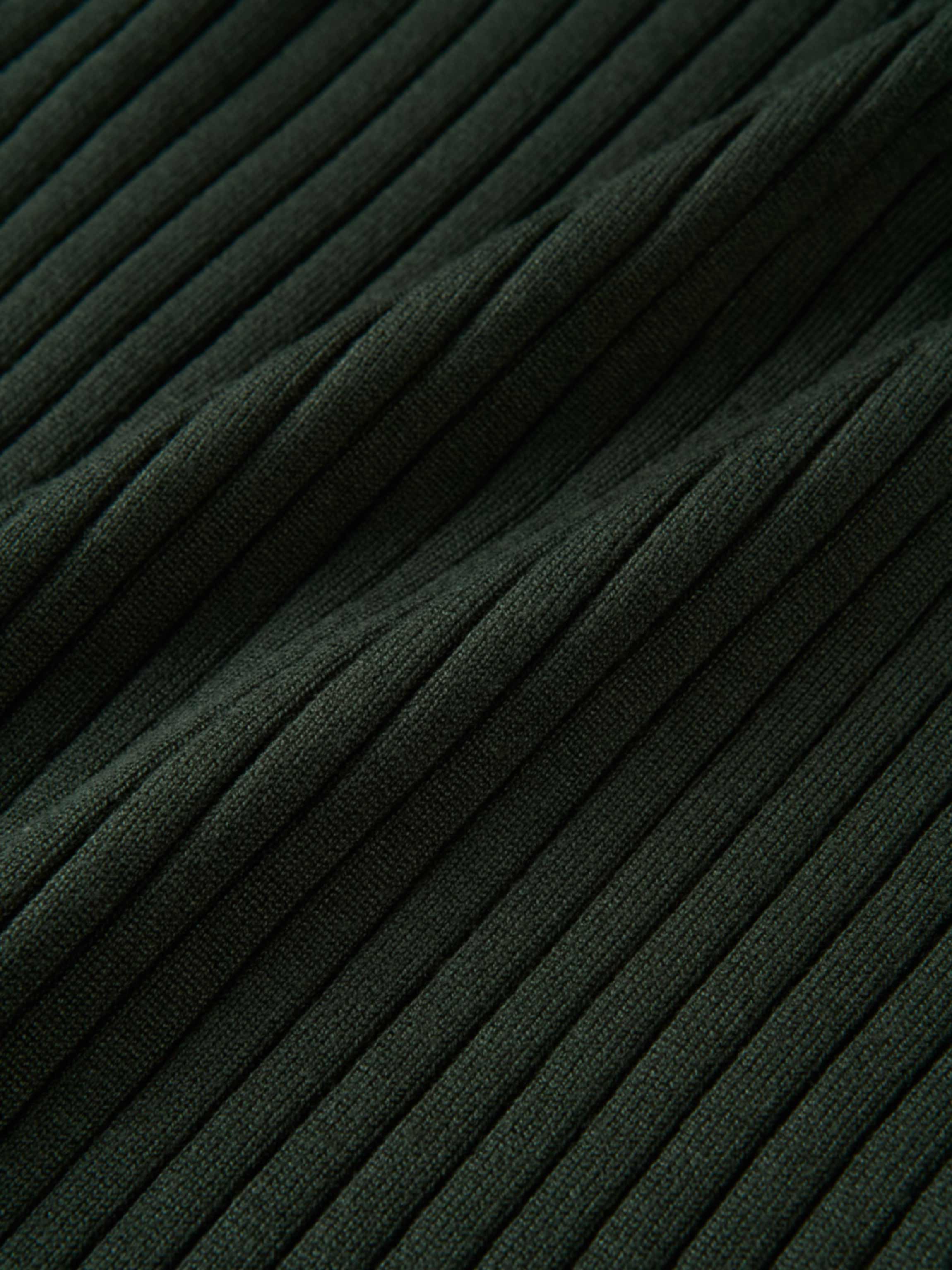 Soft Thin Ribbed Banded Sweater - Green