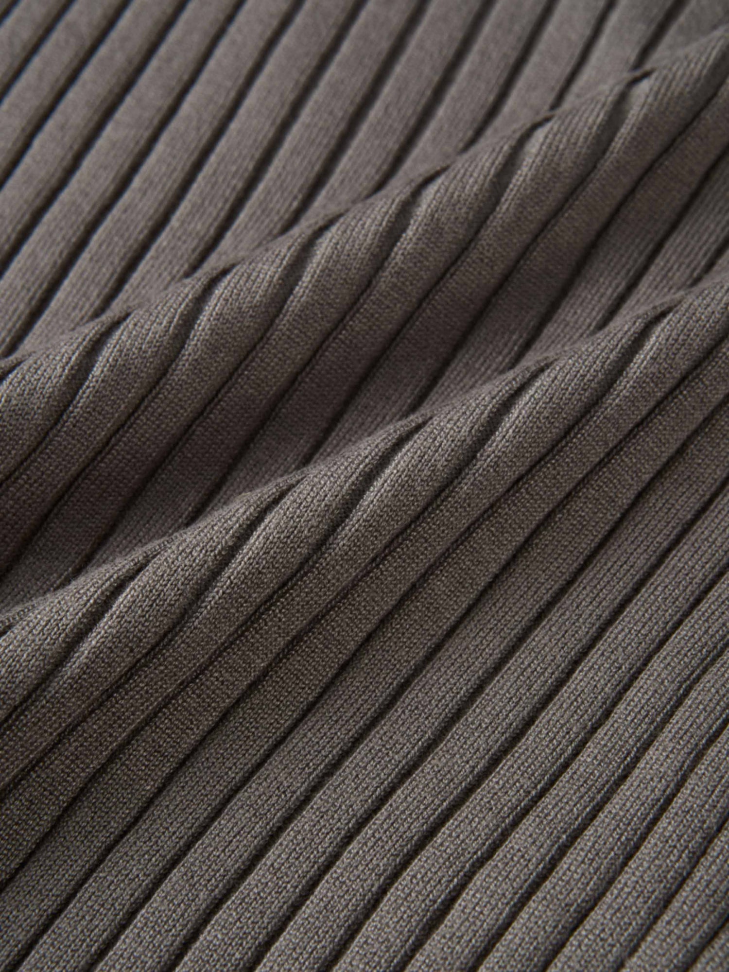 Soft Thin Ribbed Banded Sweater - Warm Taupe