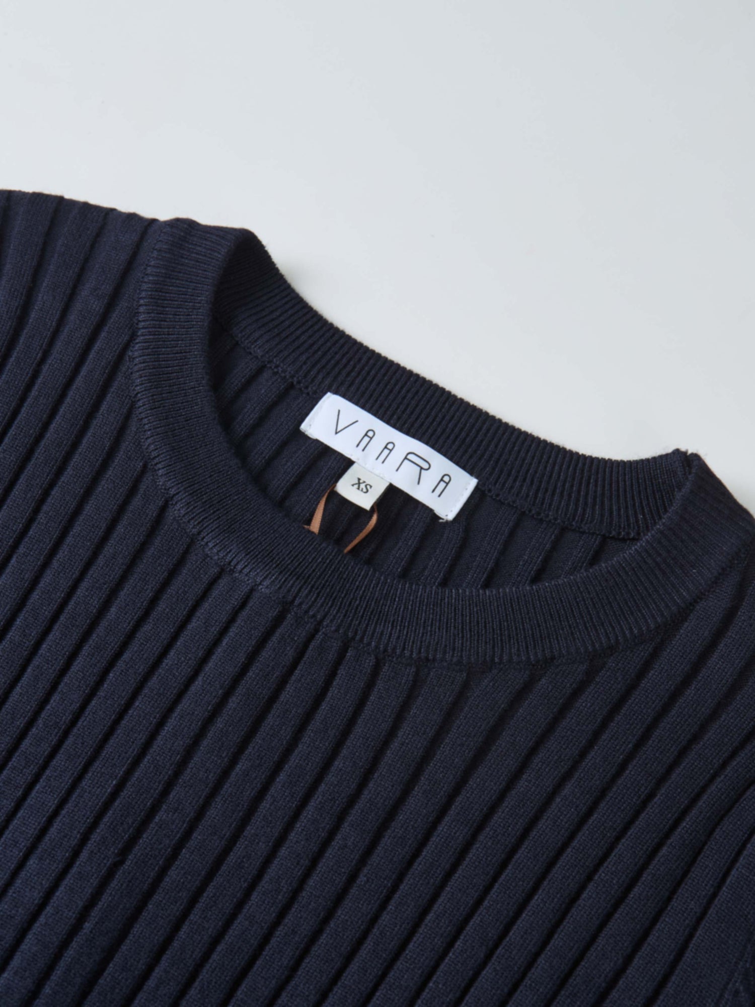 Soft Thin Ribbed Banded Sweater - Navy