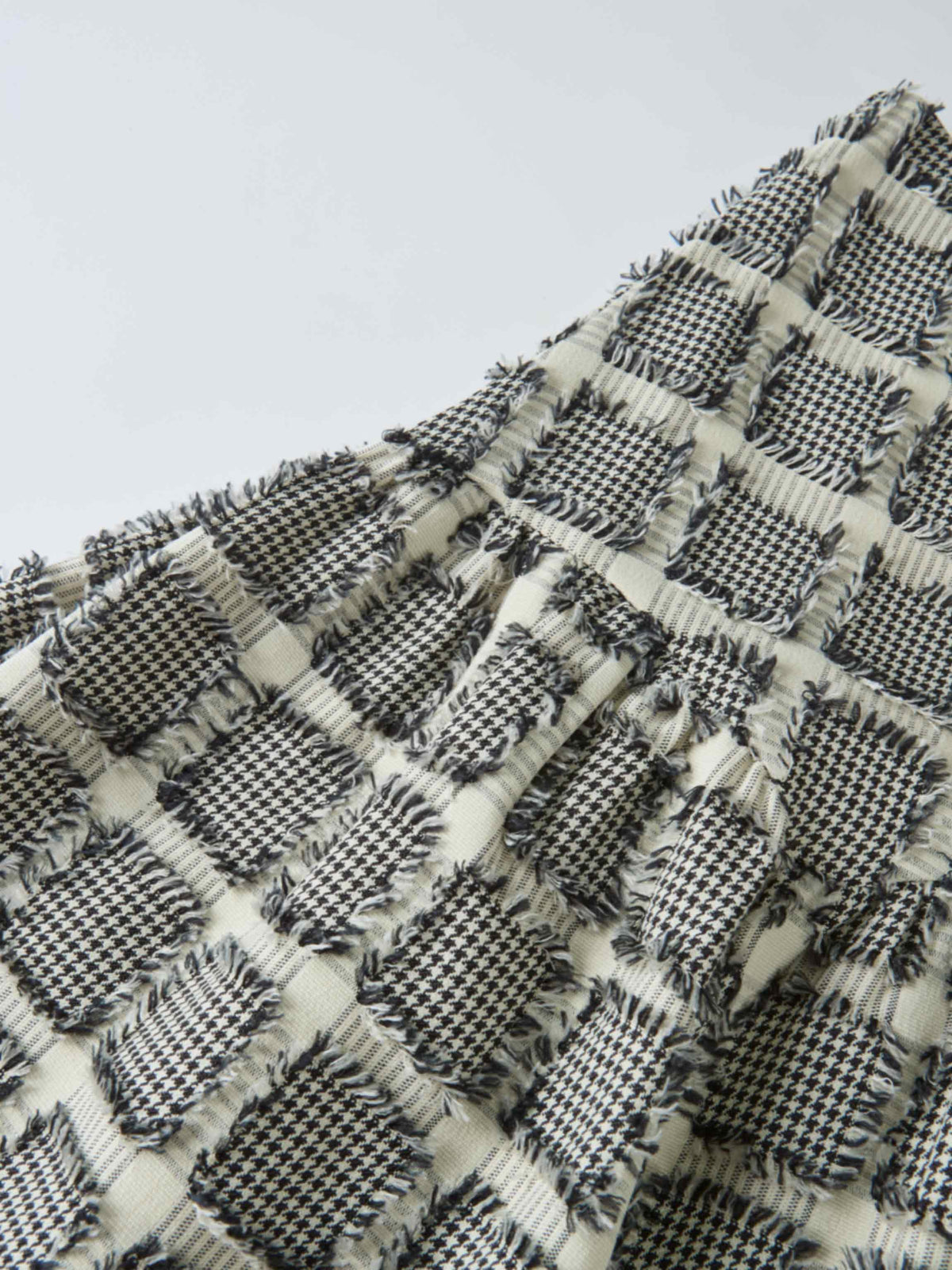 Yoke Detail Skirt - Black/White