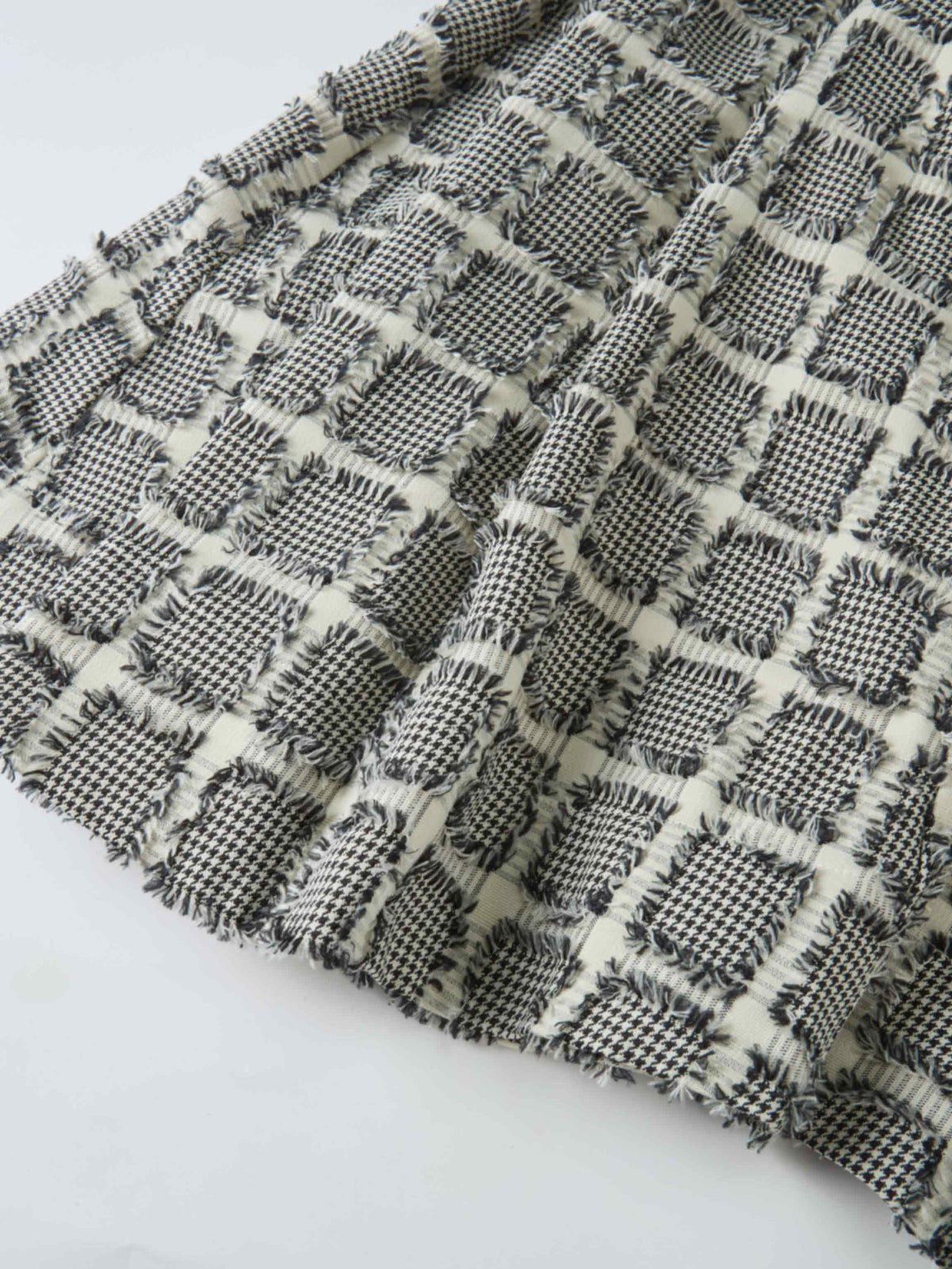 Yoke Detail Skirt - Black/White