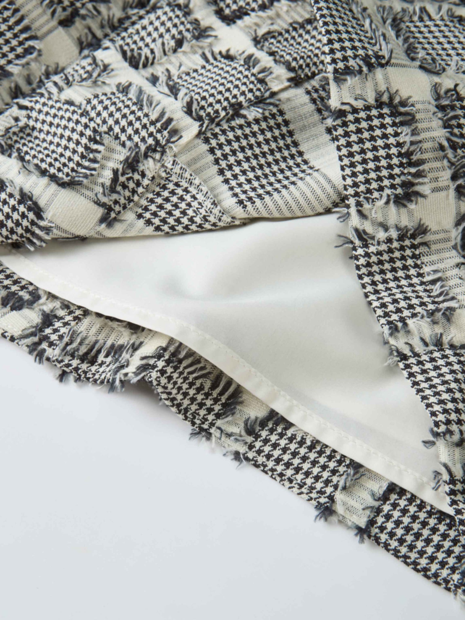 Yoke Detail Skirt - Black/White