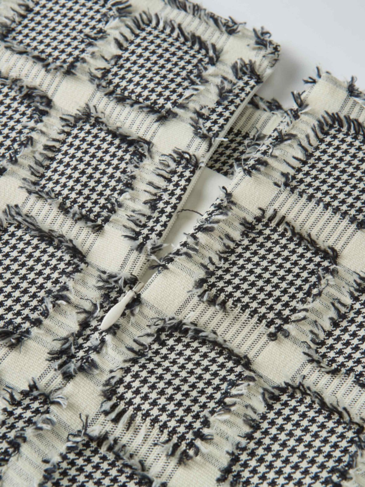 Yoke Detail Skirt - Black/White