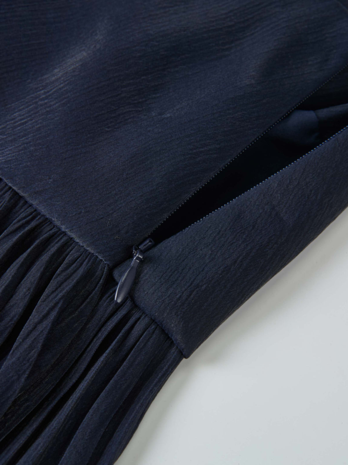 Pointed Yoke Shimmer Skirt - Navy