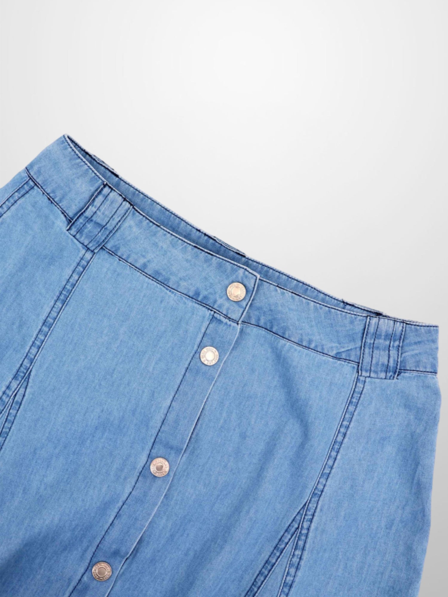 Chambray Seamed Button Down Denim Skirt-Blue