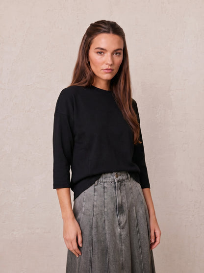 Side Seam Boxy Tee-Black
