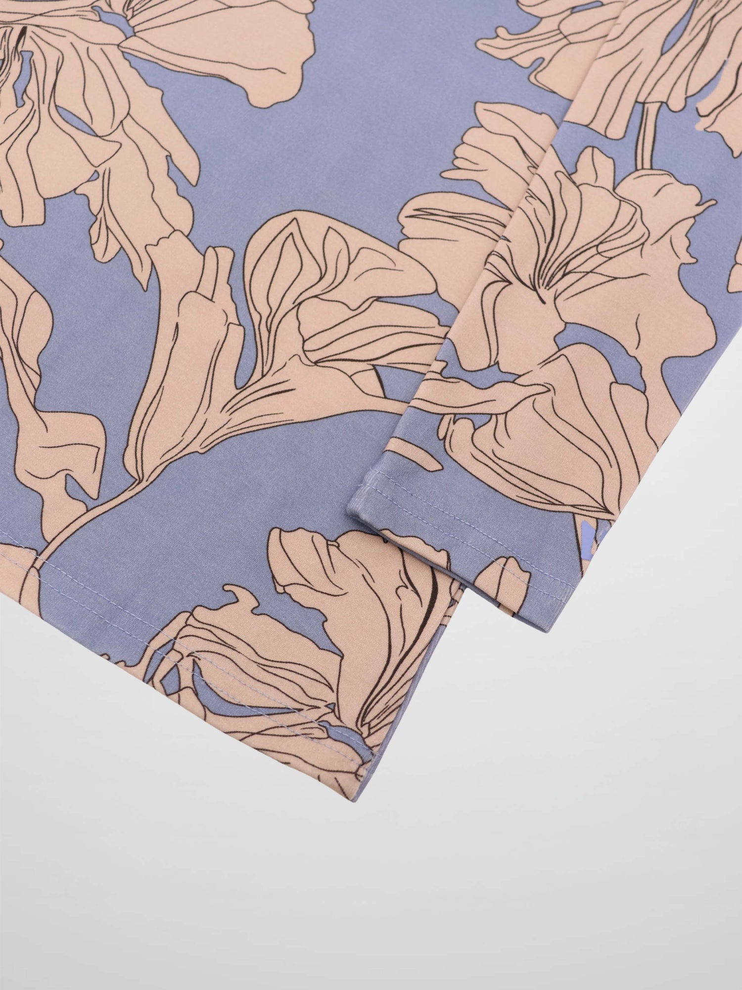 Basic Printed T-shirt-Oversized Floral