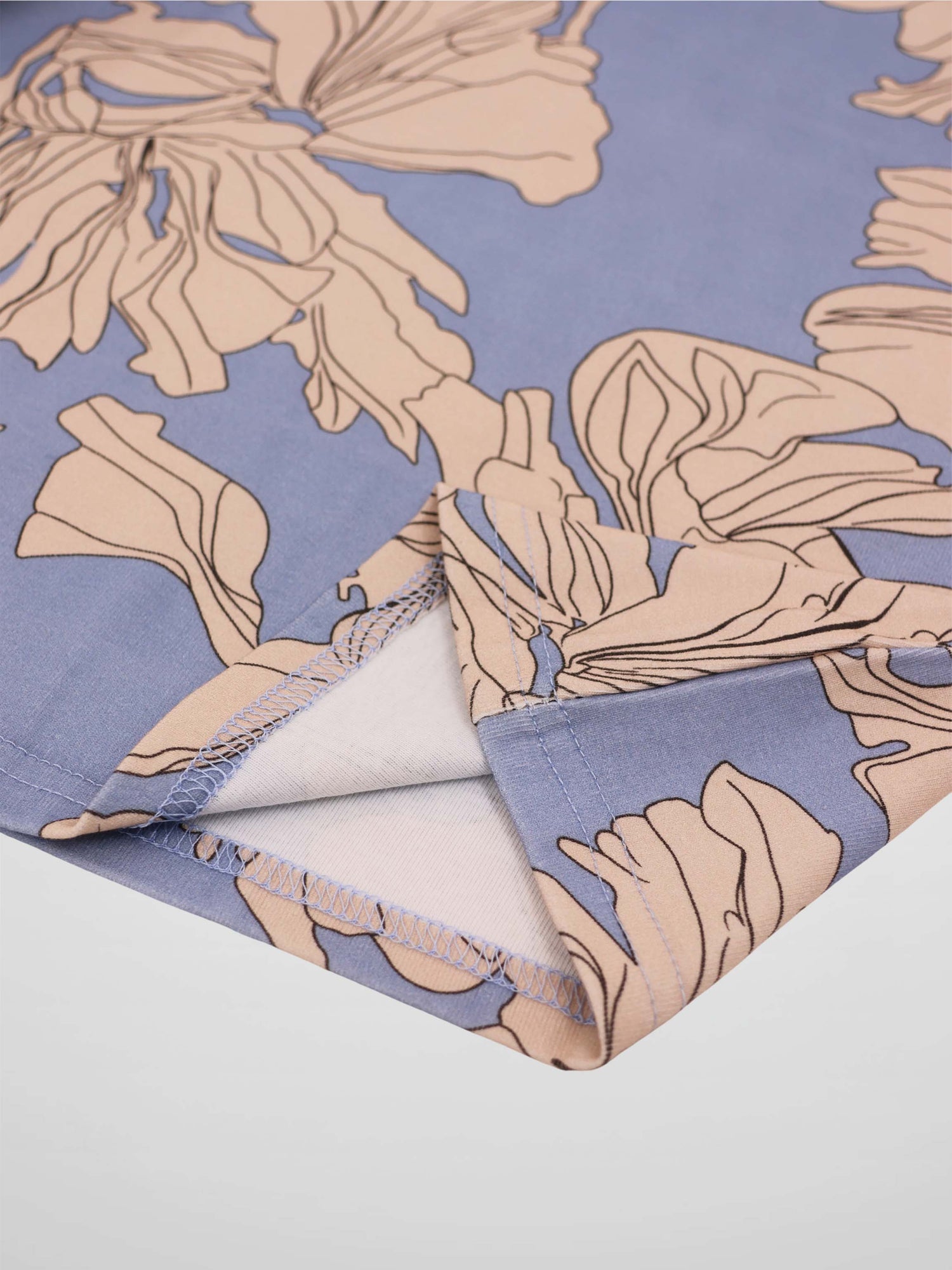 Basic Printed T-shirt-Oversized Floral