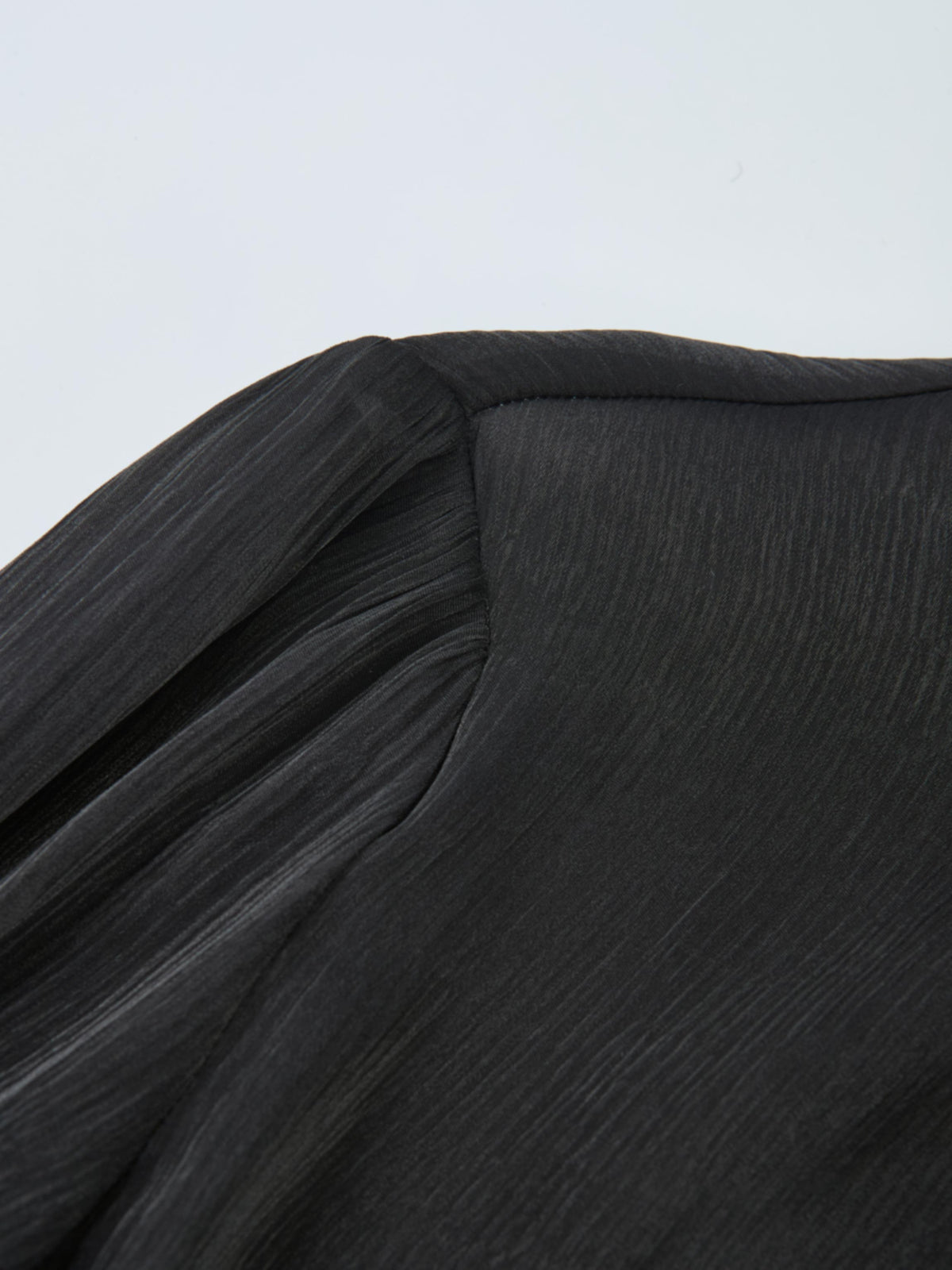 Textured Shimmer Center Bow Blouse - Black