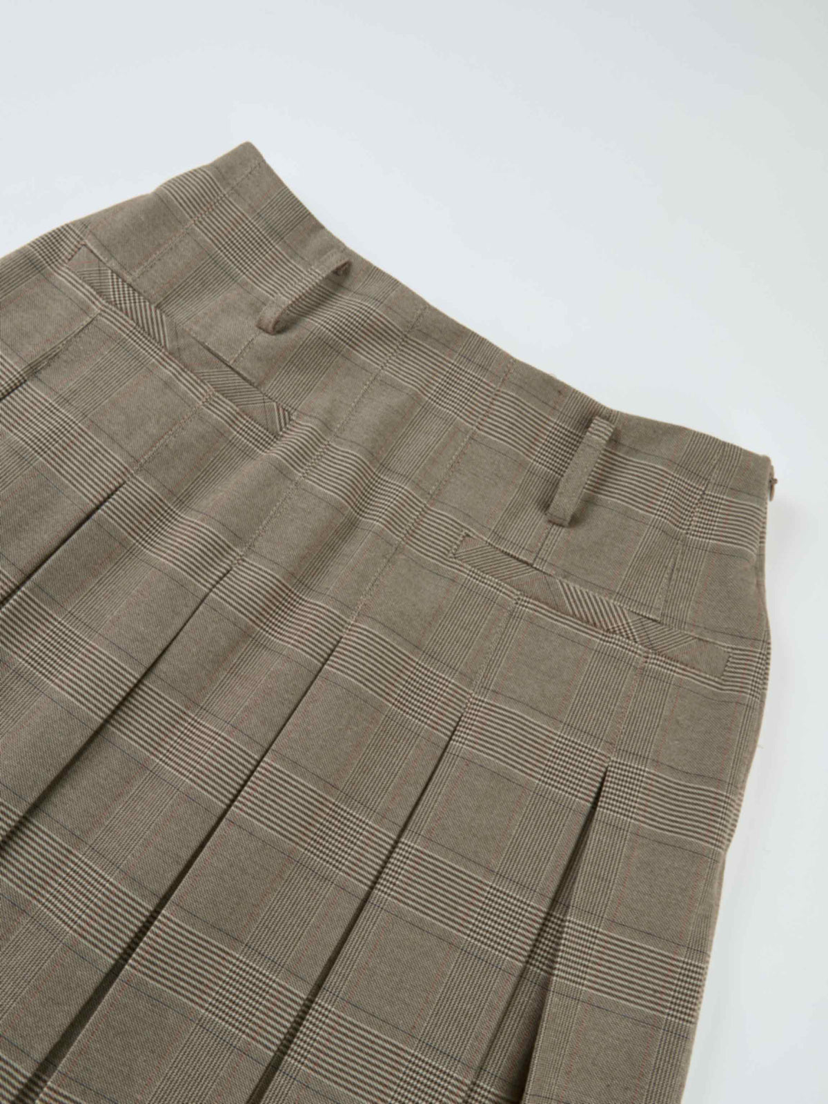 Pocket Design Yoke Pleated Skirt - Black/Tan Plaid