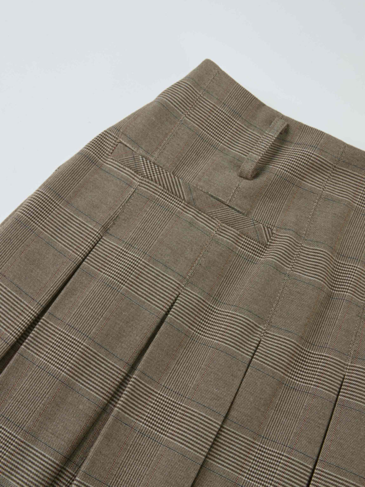 Pocket Design Yoke Pleated Skirt - Black/Tan Plaid