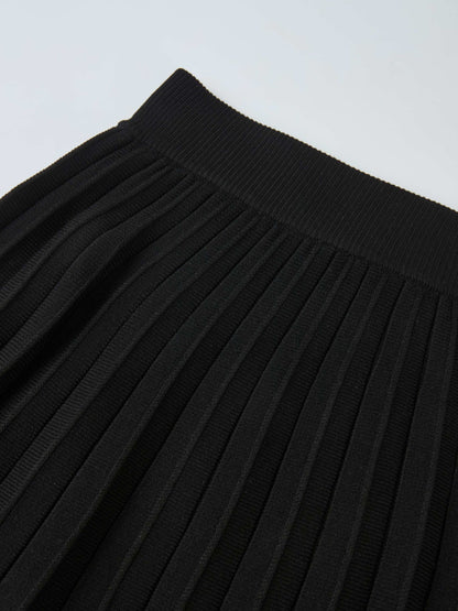 Pleated Knit Maxi Skirt - Black