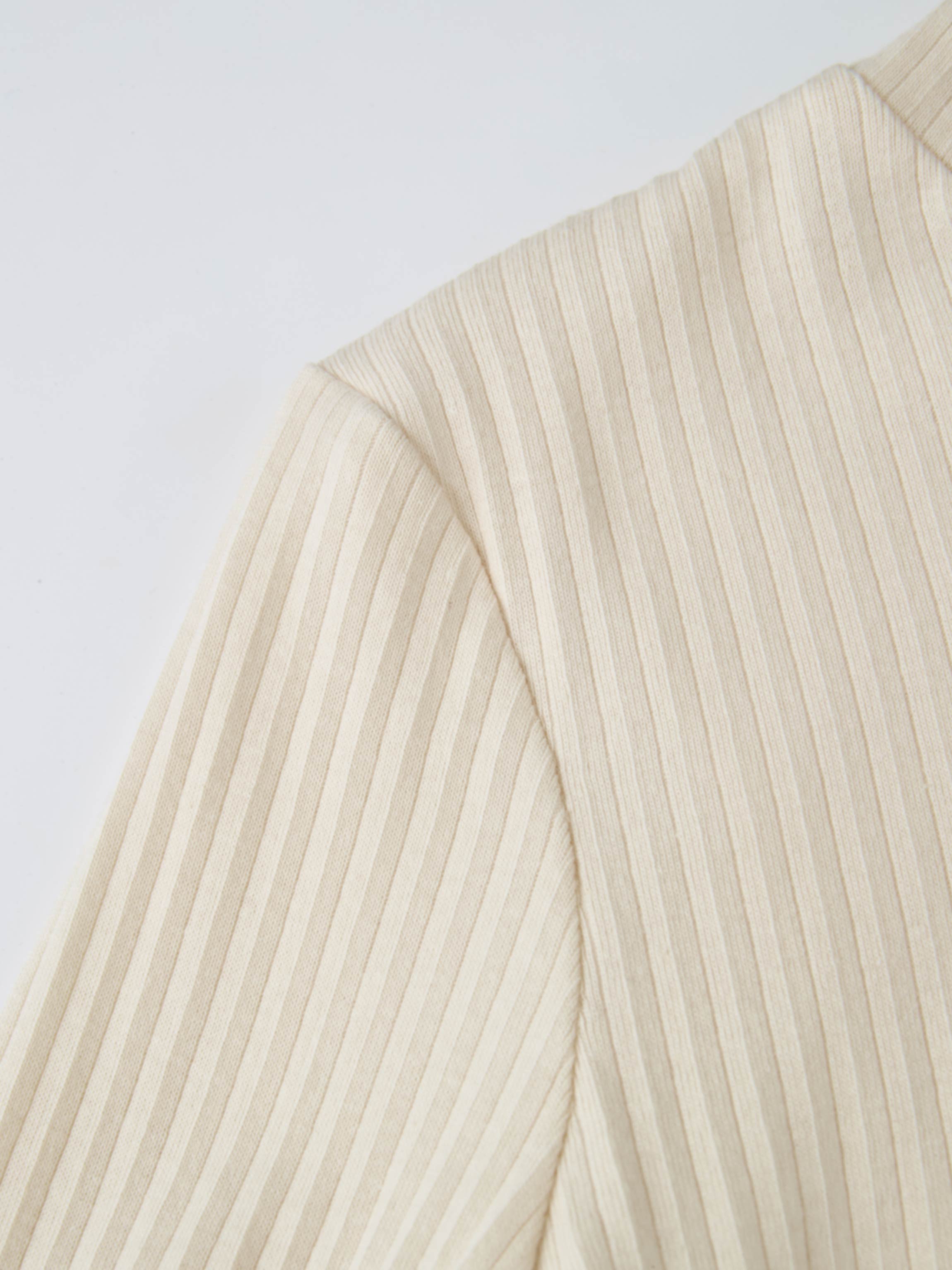 Ribbed Mock Neck Turtleneck - Cream