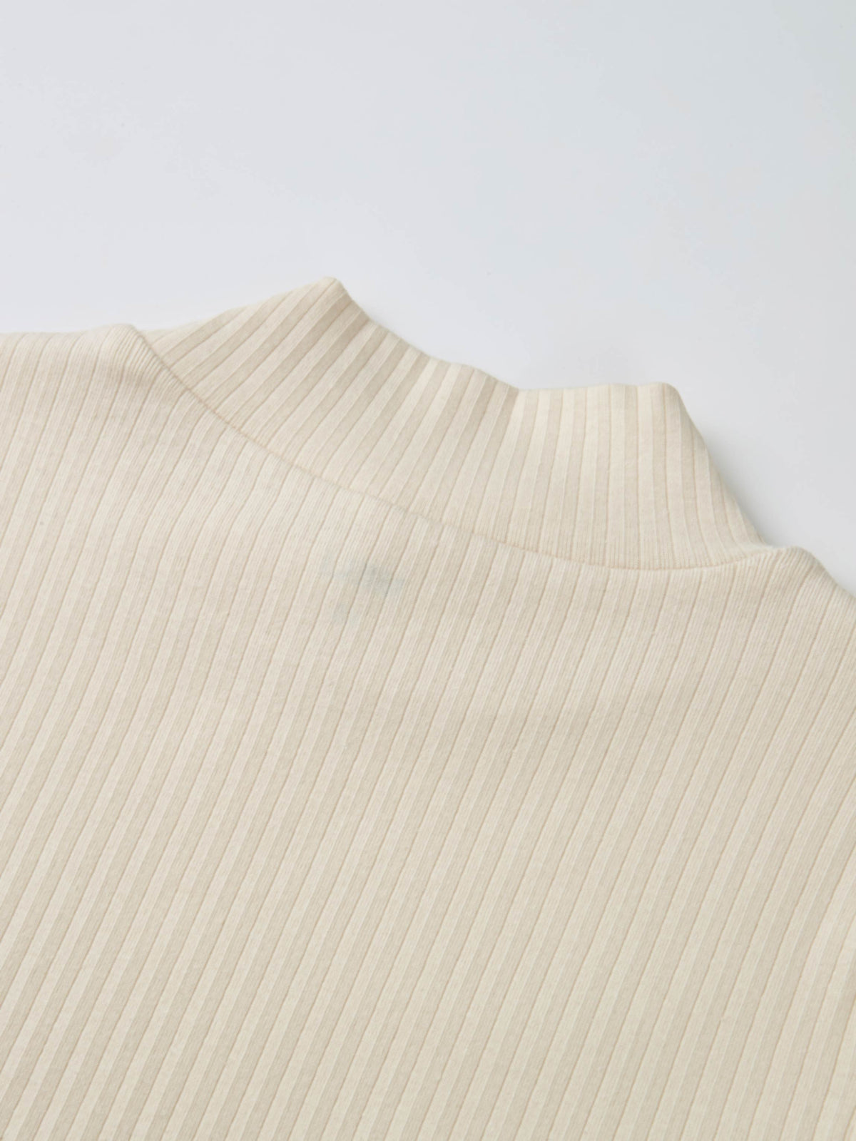 Ribbed Mock Neck Turtleneck - Cream