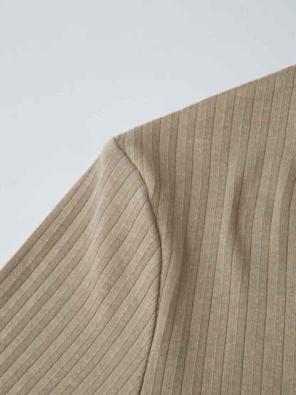 Ribbed Mock Neck Turtleneck - Warm Taupe