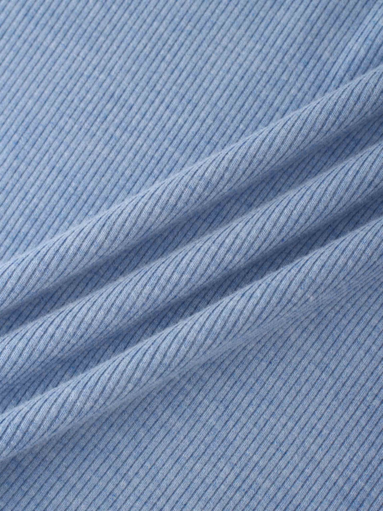 CAMISETA CANALÉ V ALTA - 3Q - AZUL CLARO