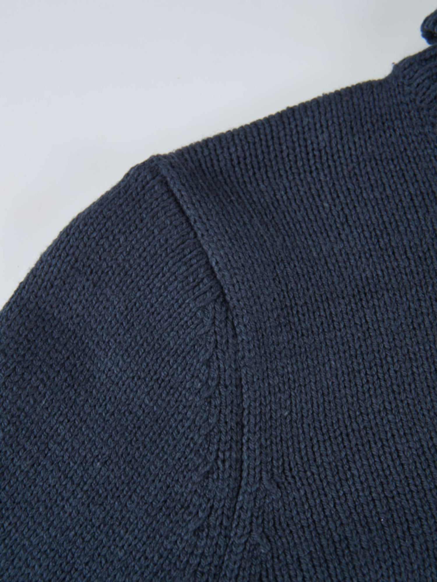 Front Cable Crop Turtleneck Sweater - Navy