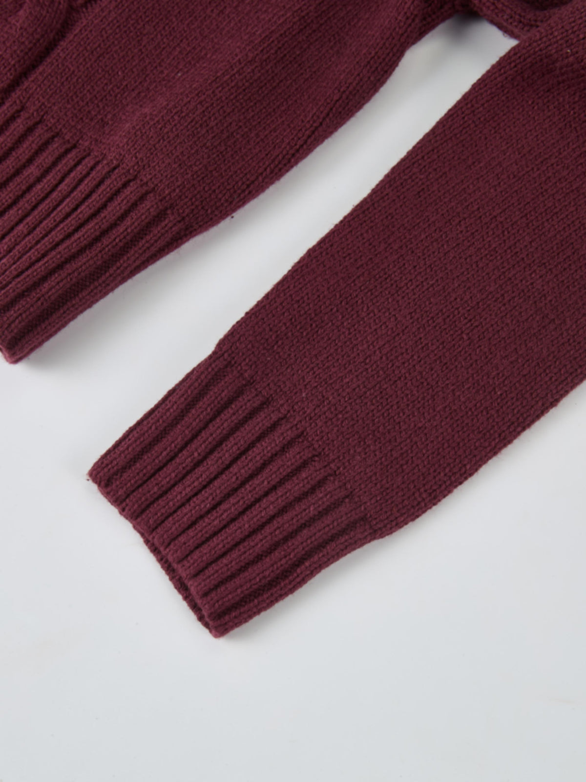Front Cable Crop Turtleneck Sweater - Burgundy