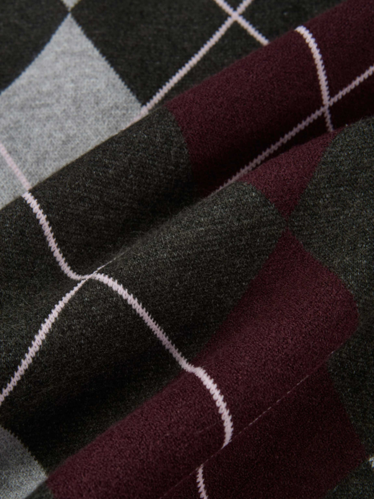 Chunky Knit Sweater - Grey Argyle
