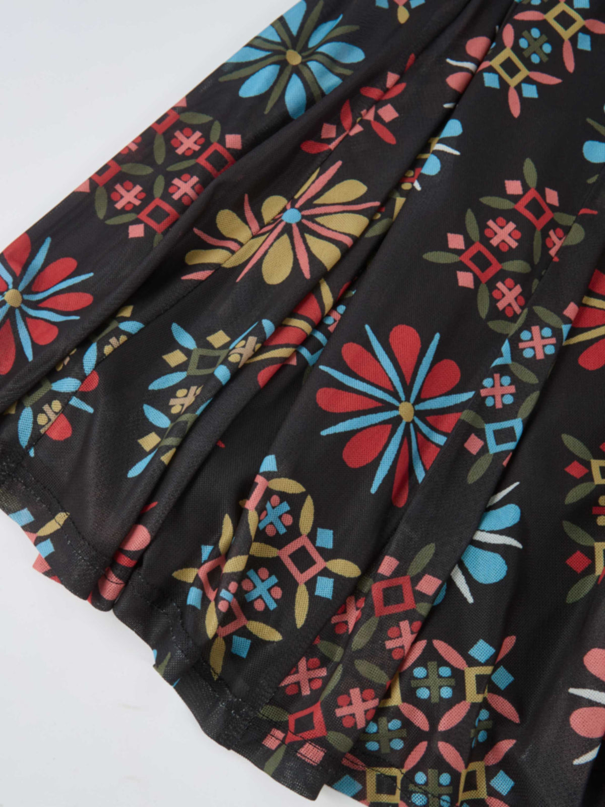 Mesh Trumpet Skirt - Color Geo Floral