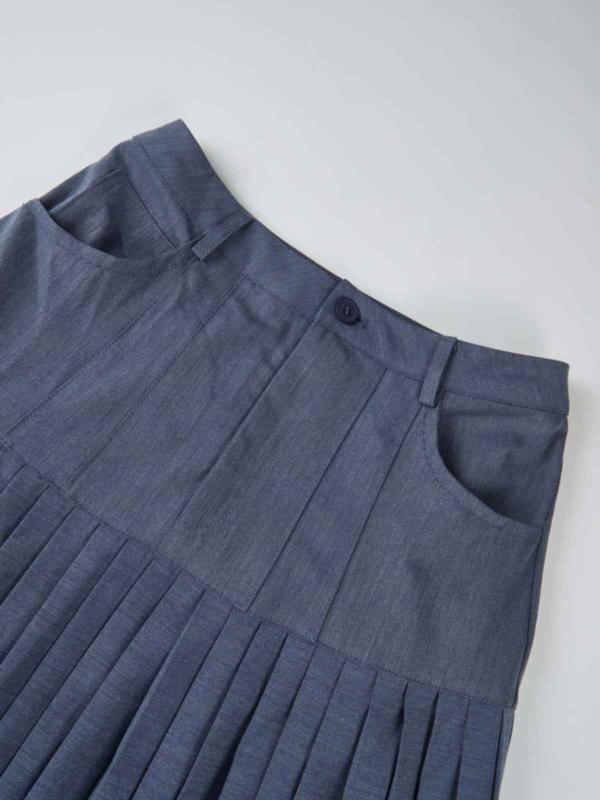 Stitched Pocket Yoke Pleat Skirt - Denim