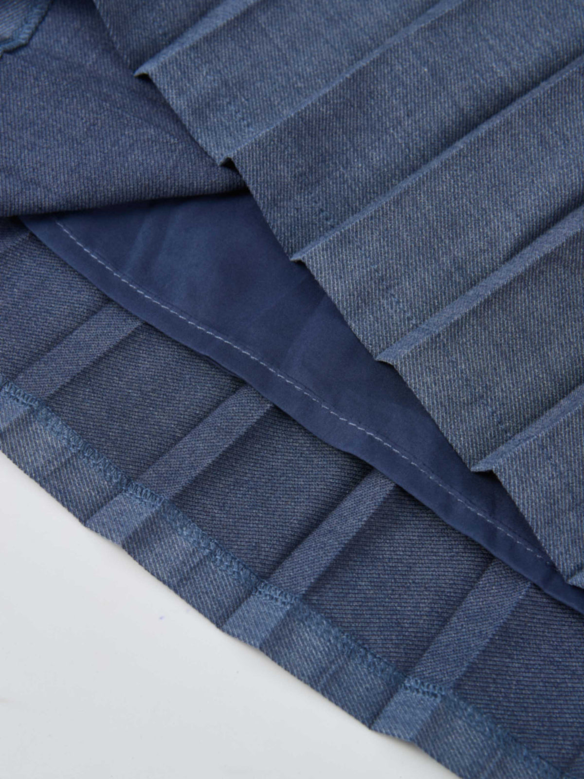 Stitched Pocket Yoke Pleat Skirt - Denim