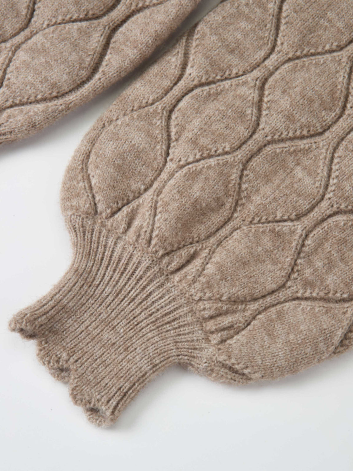 Scalloped Edge Hourglass Sweater - Oatmeal