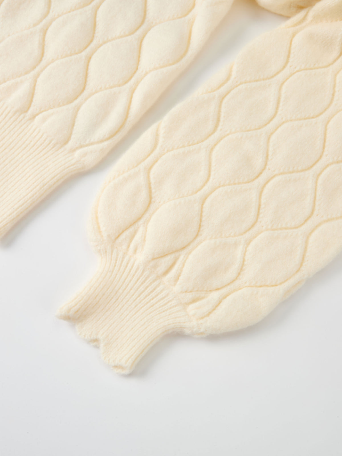Scalloped Edge Hourglass Sweater - Cream