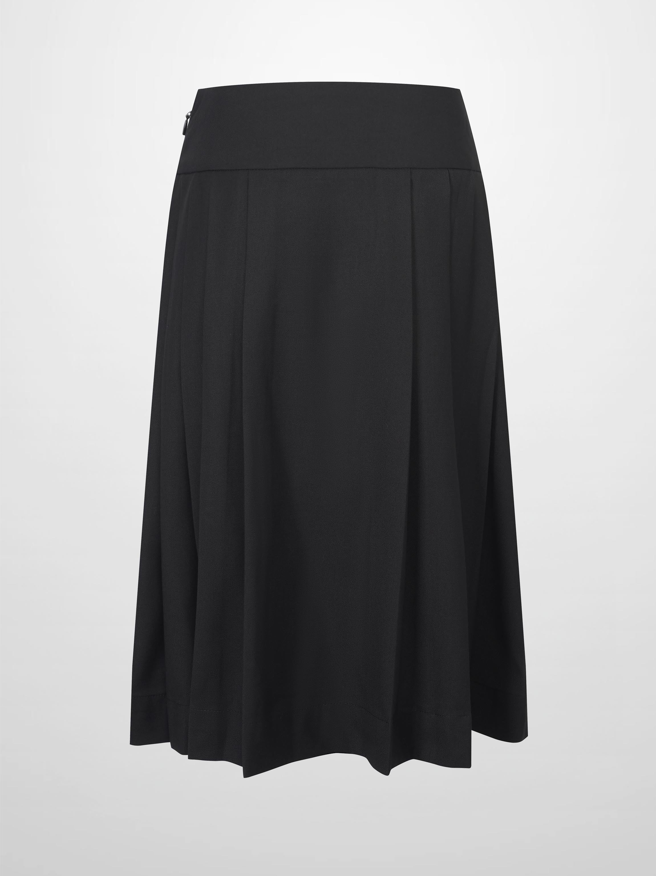 Yoke Pleated Skirt-Black