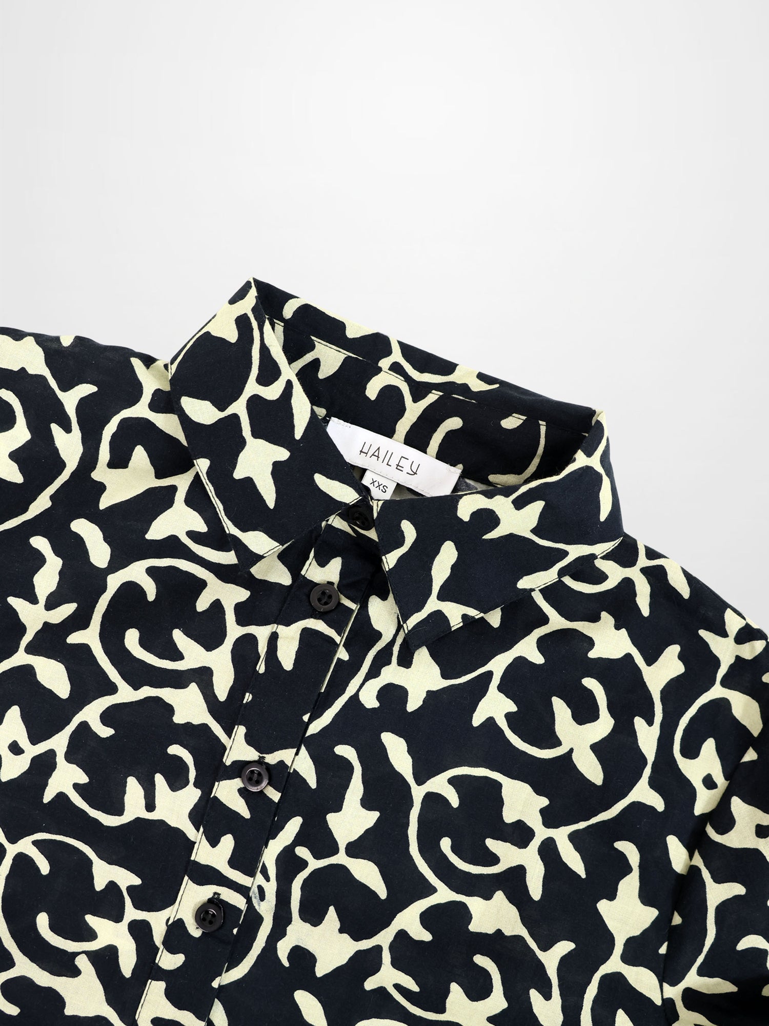 Blouse-Navy Vines