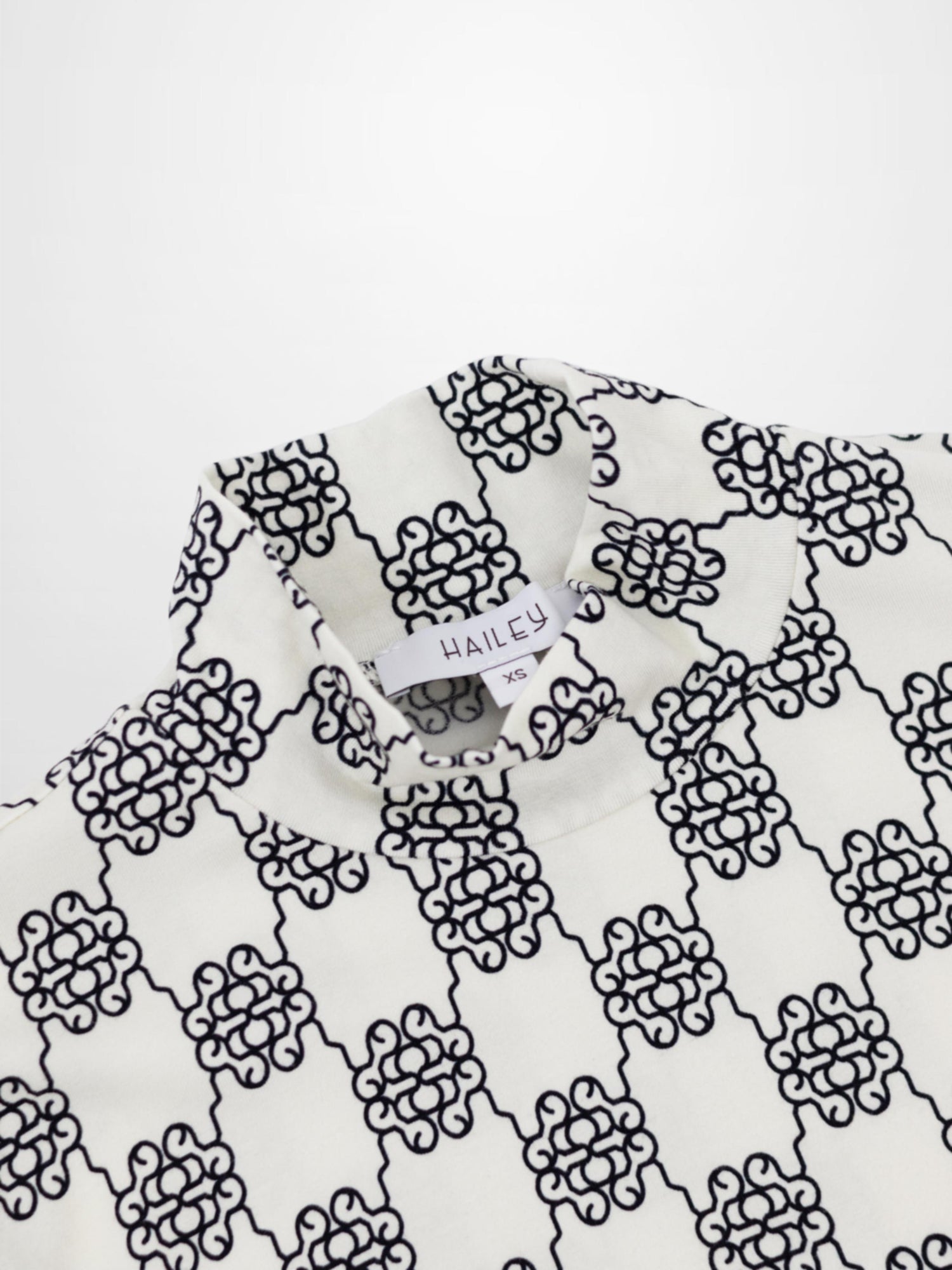 Boxy Printed Modal Turtleneck-Floral Vines White