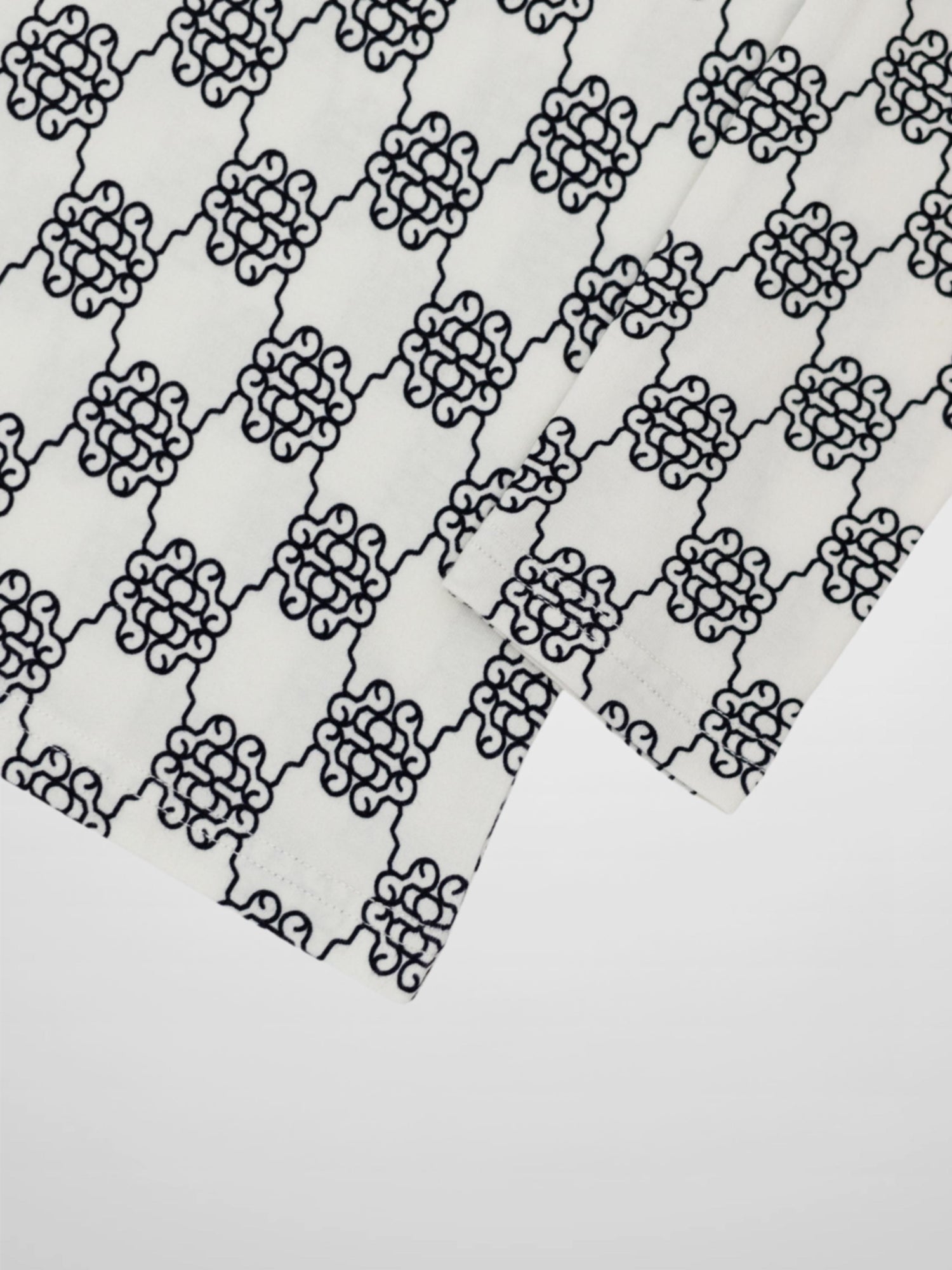 Boxy Printed Modal Turtleneck-Floral Vines White