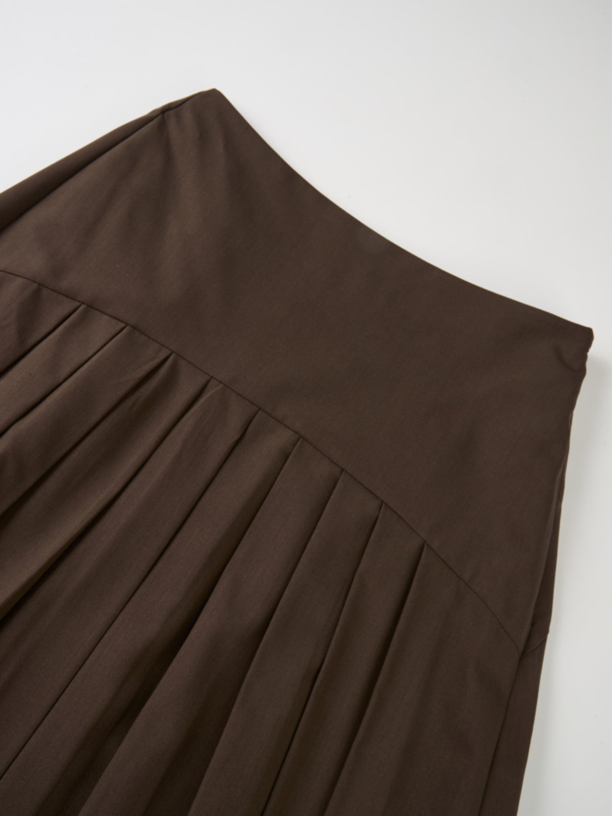 Curved Yoke Fringe Bottom Pleat Skirt LONG- Brown