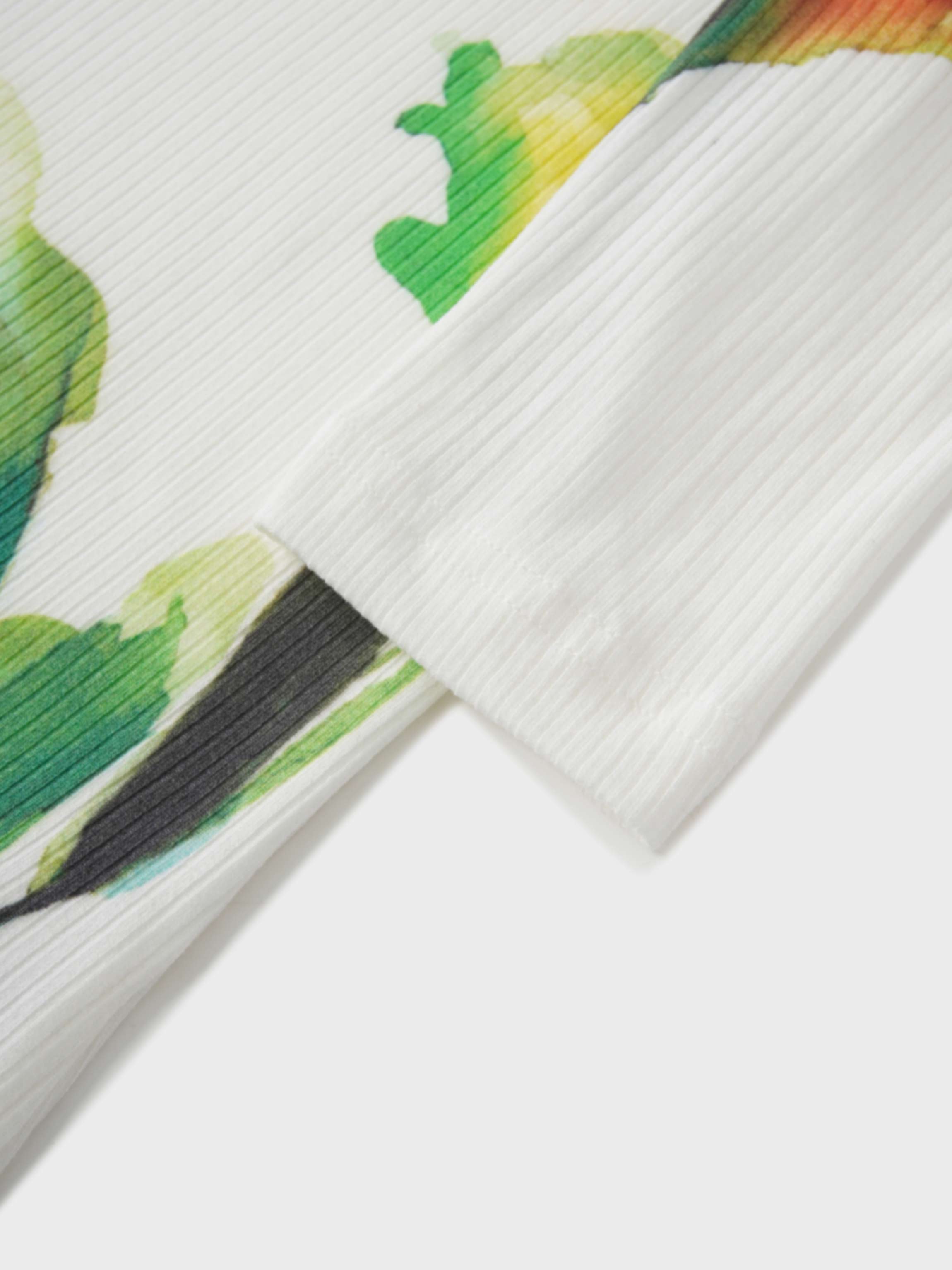 Printed Ribbed T-Shirts-White Flower Pop